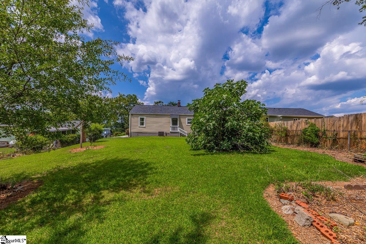 111 Mountain View Avenue Greer, SC 29650
