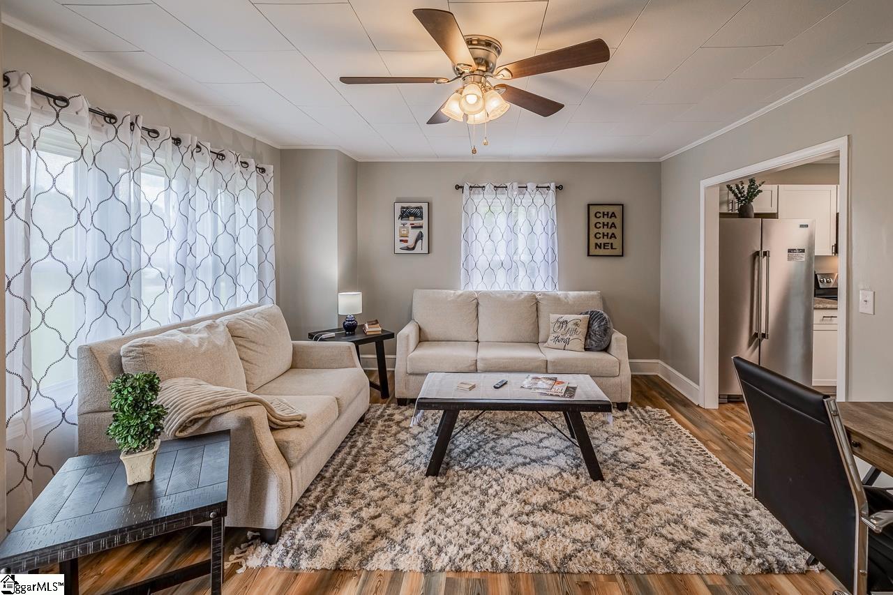 111 Mountain View Avenue Greer, SC 29650