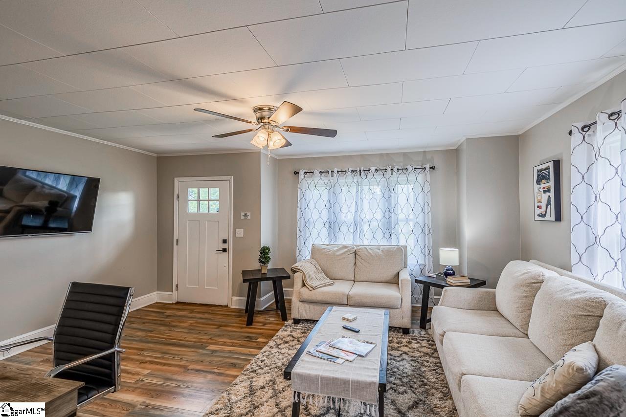 111 Mountain View Avenue Greer, SC 29650
