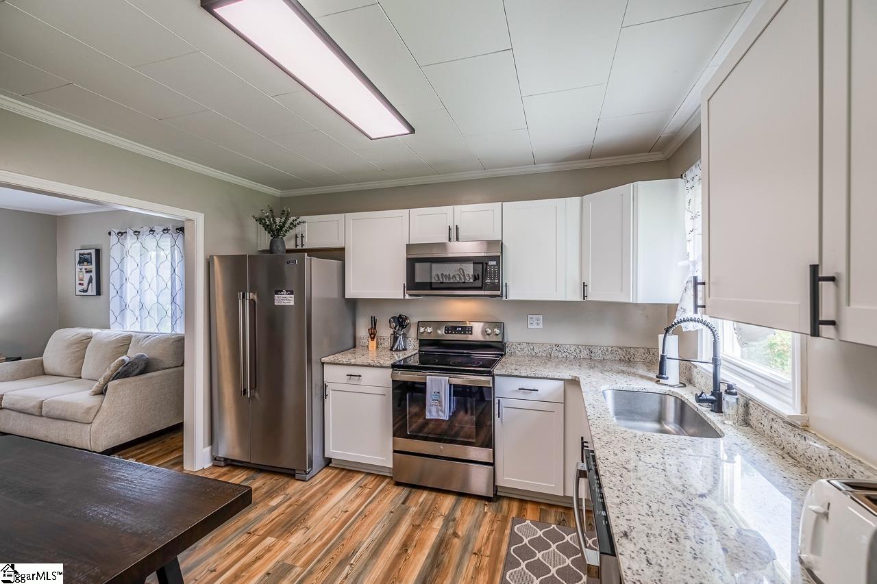 111 Mountain View Avenue Greer, SC 29650