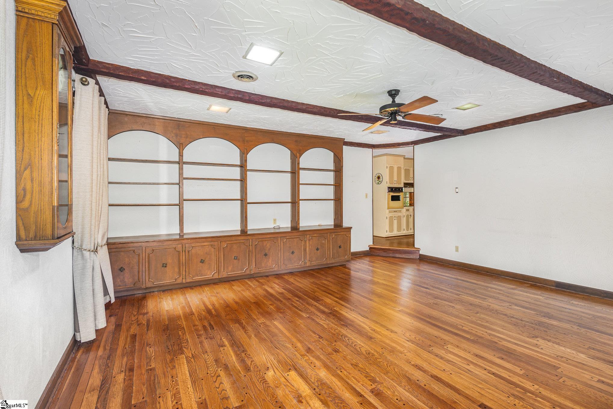 419 Ridge Drive Laurens, SC 29360
