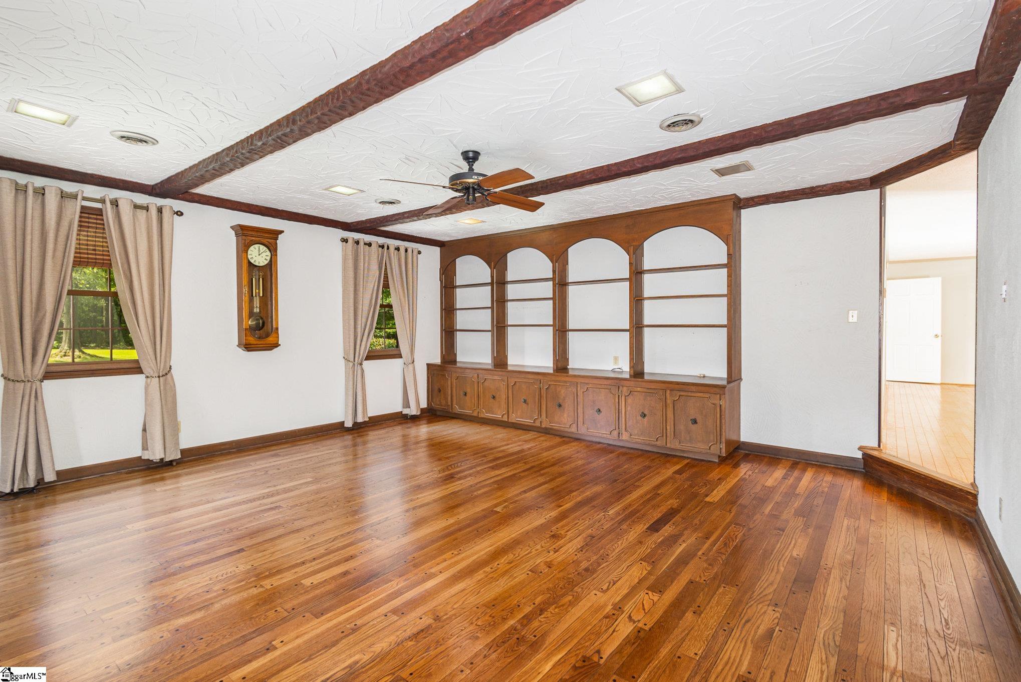 419 Ridge Drive Laurens, SC 29360