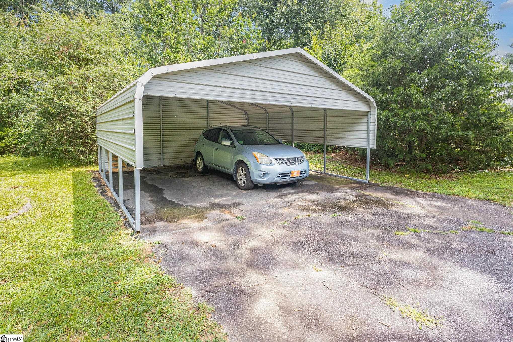 419 Ridge Drive Laurens, SC 29360