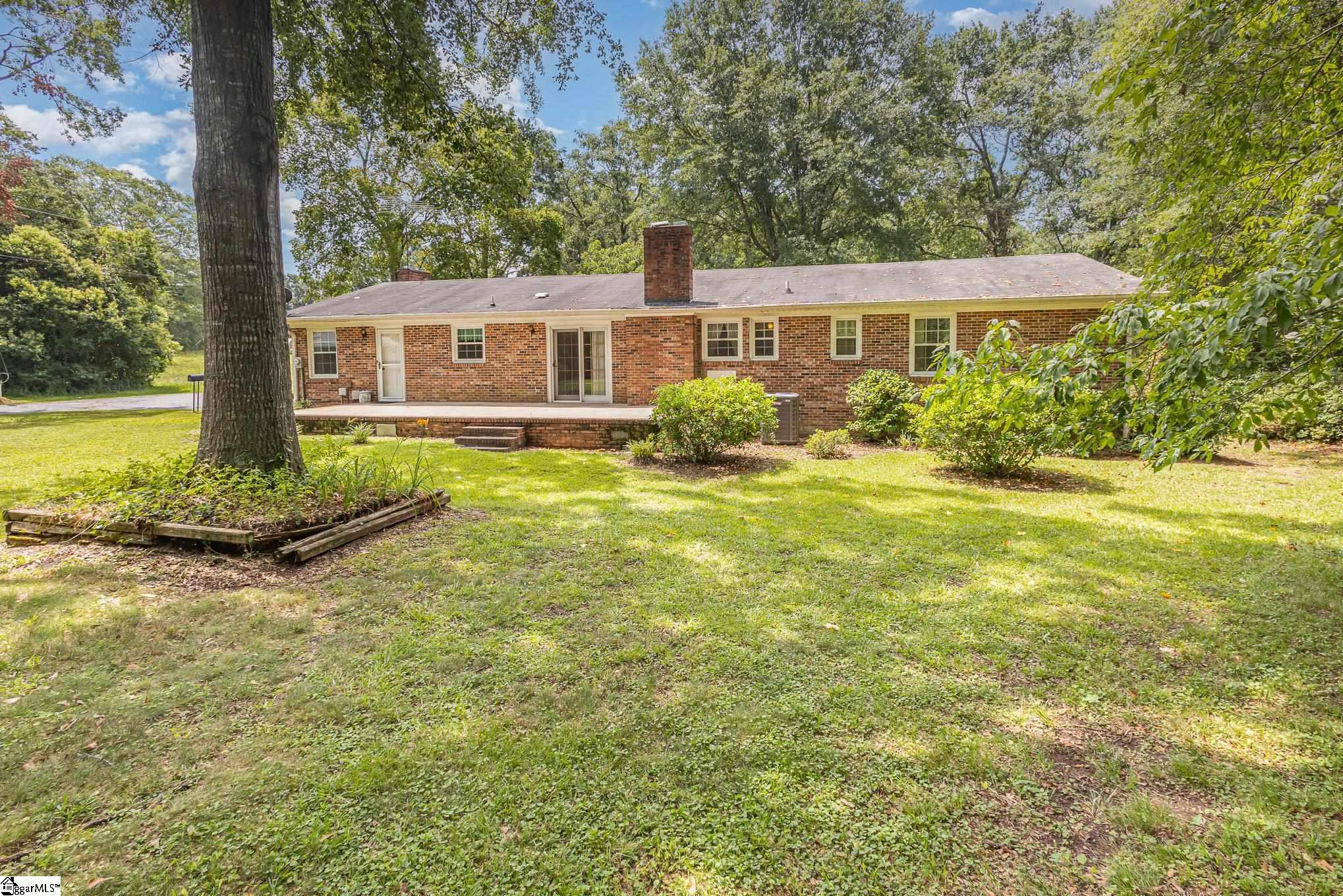 419 Ridge Drive Laurens, SC 29360
