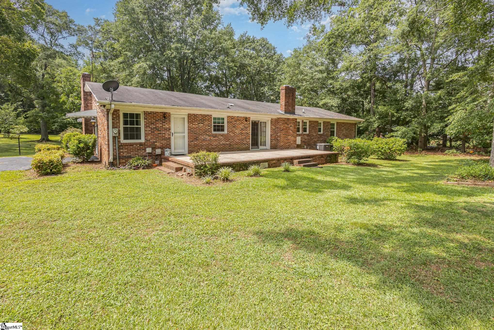 419 Ridge Drive Laurens, SC 29360