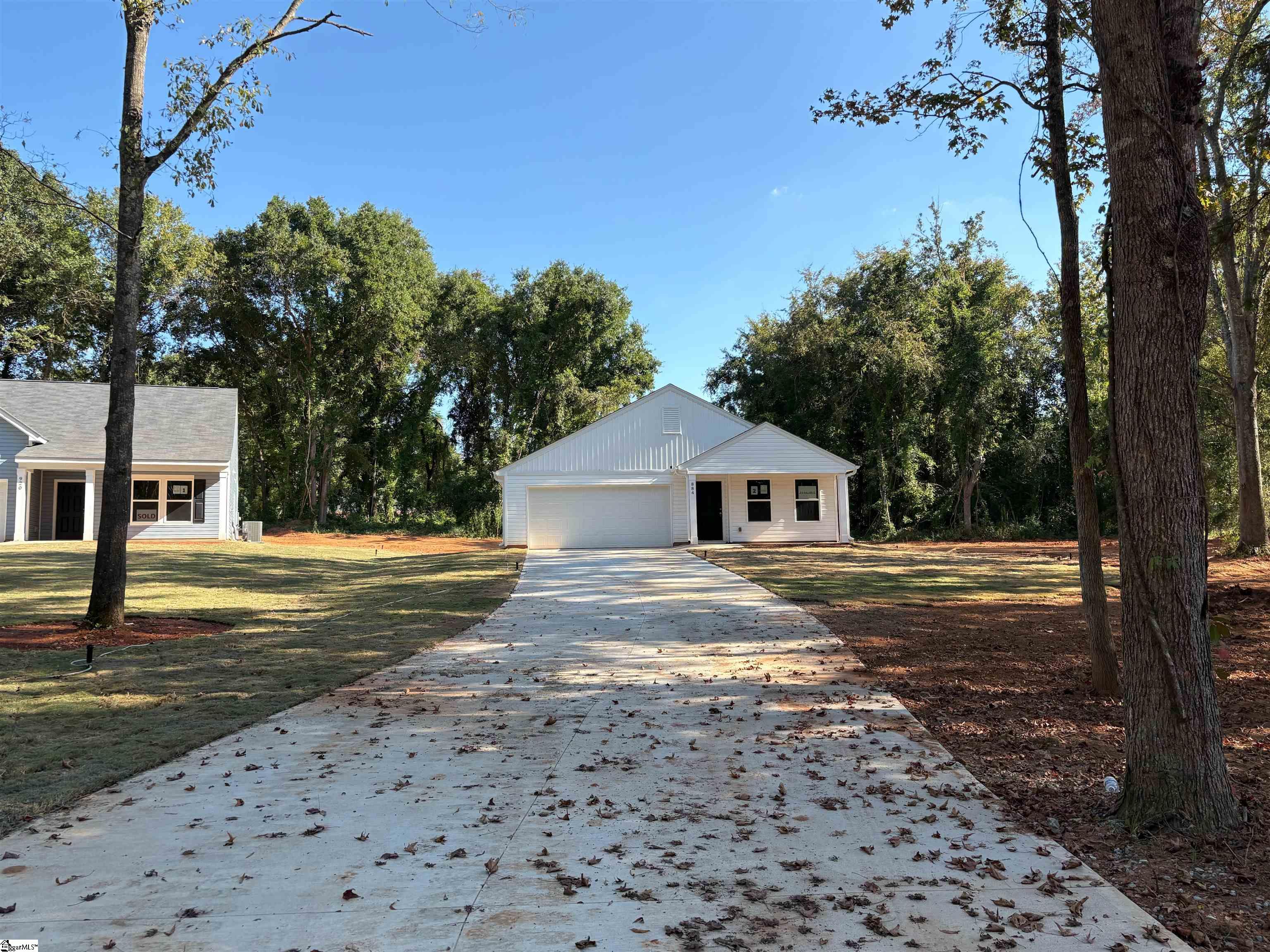 884 Powers Road Laurens, SC 29360
