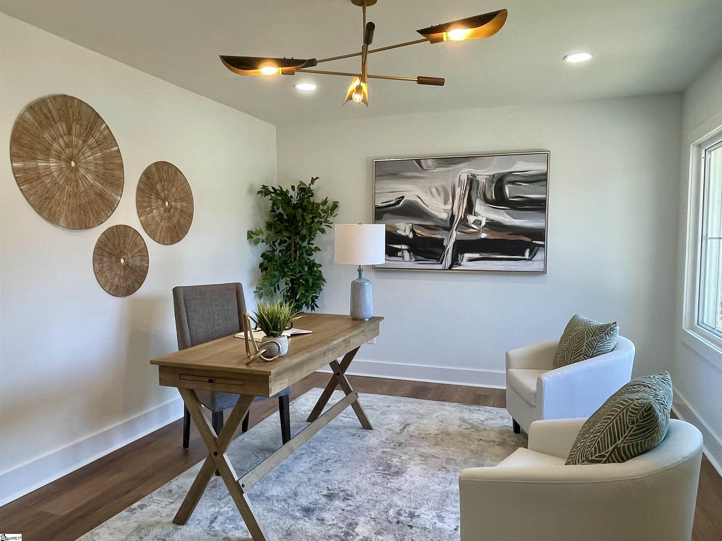 2 Dahlglen Avenue Greenville, SC 29607