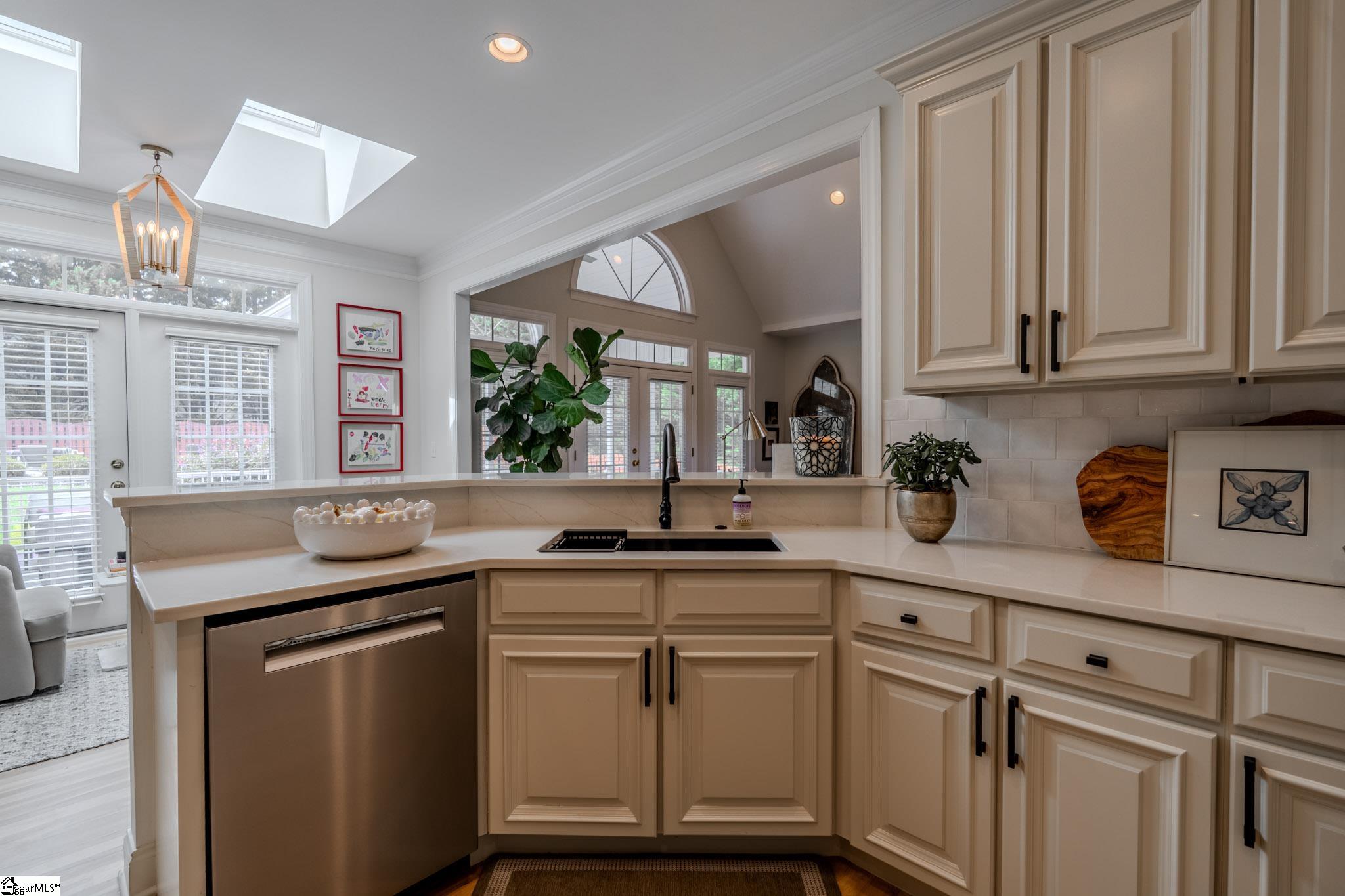 735 Brookdale Drive Greer, SC 29651