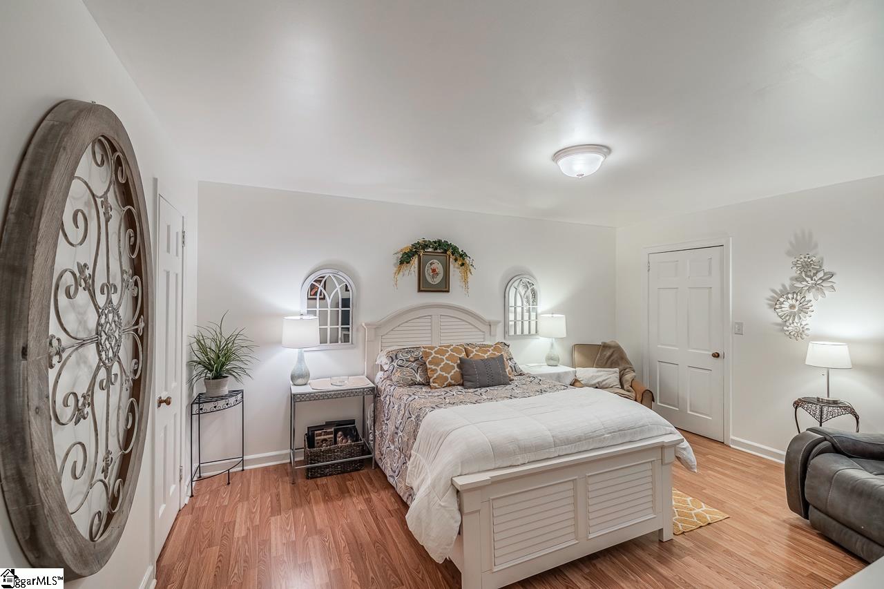 2A Heritage Court Greenville, SC 29615