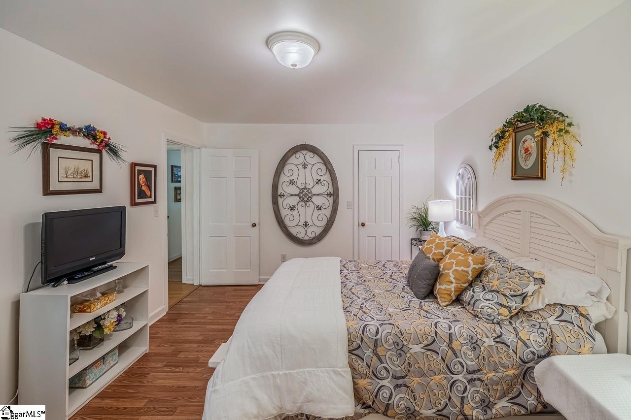 2A Heritage Court Greenville, SC 29615