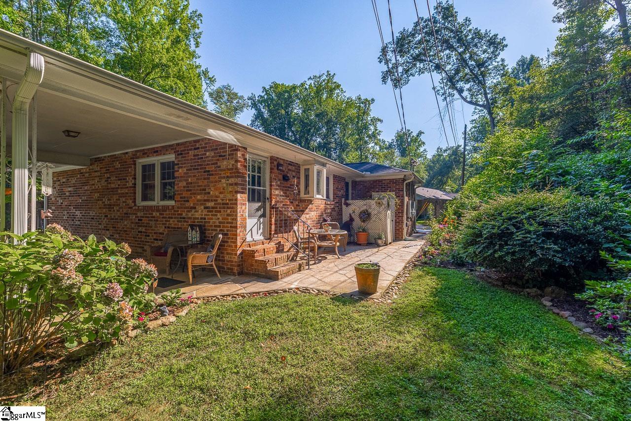 2A Heritage Court Greenville, SC 29615
