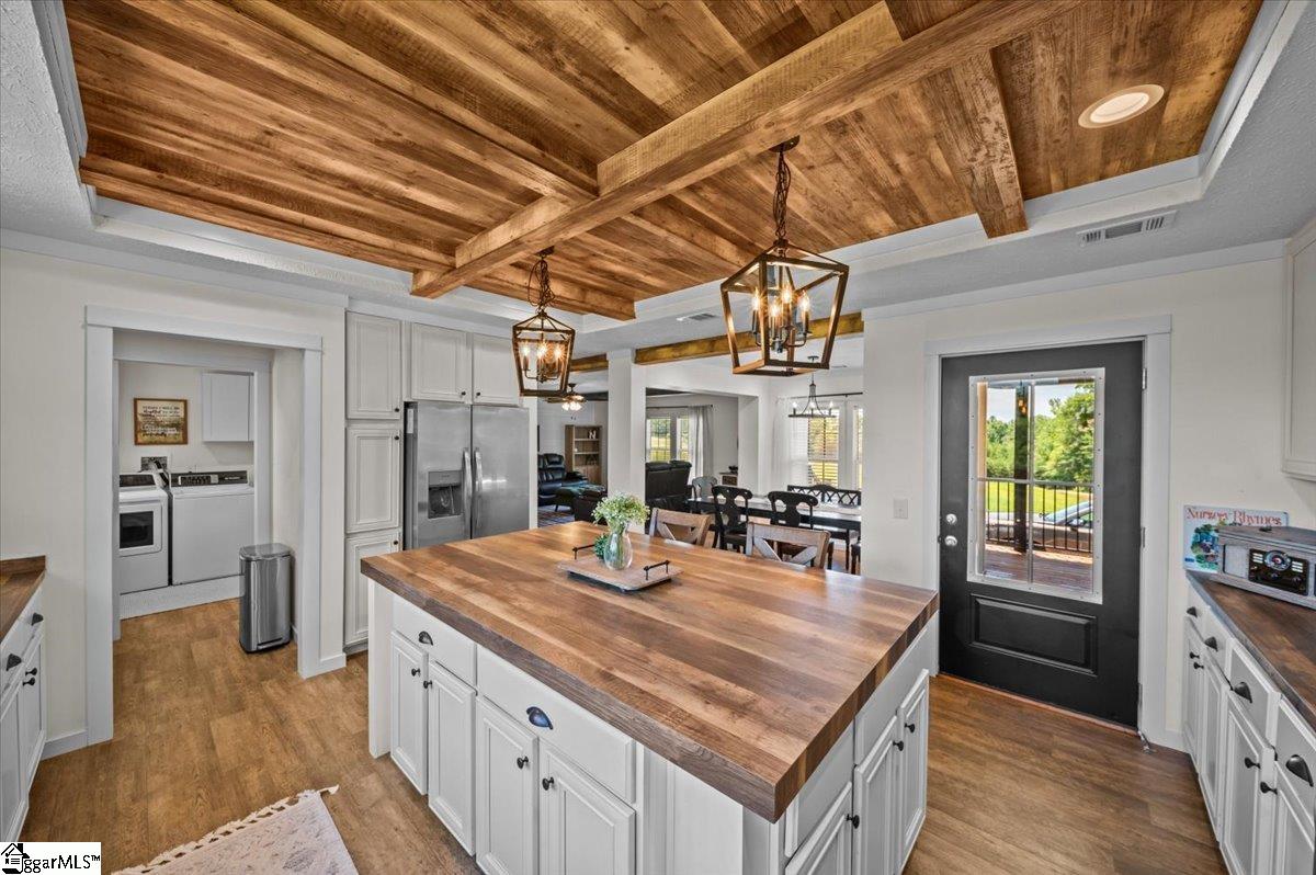 295 Old Mill Road Chesnee, SC 29323