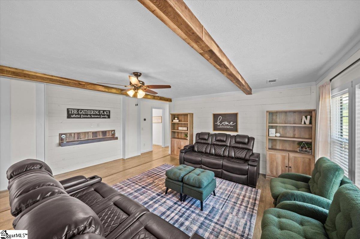 295 Old Mill Road Chesnee, SC 29323