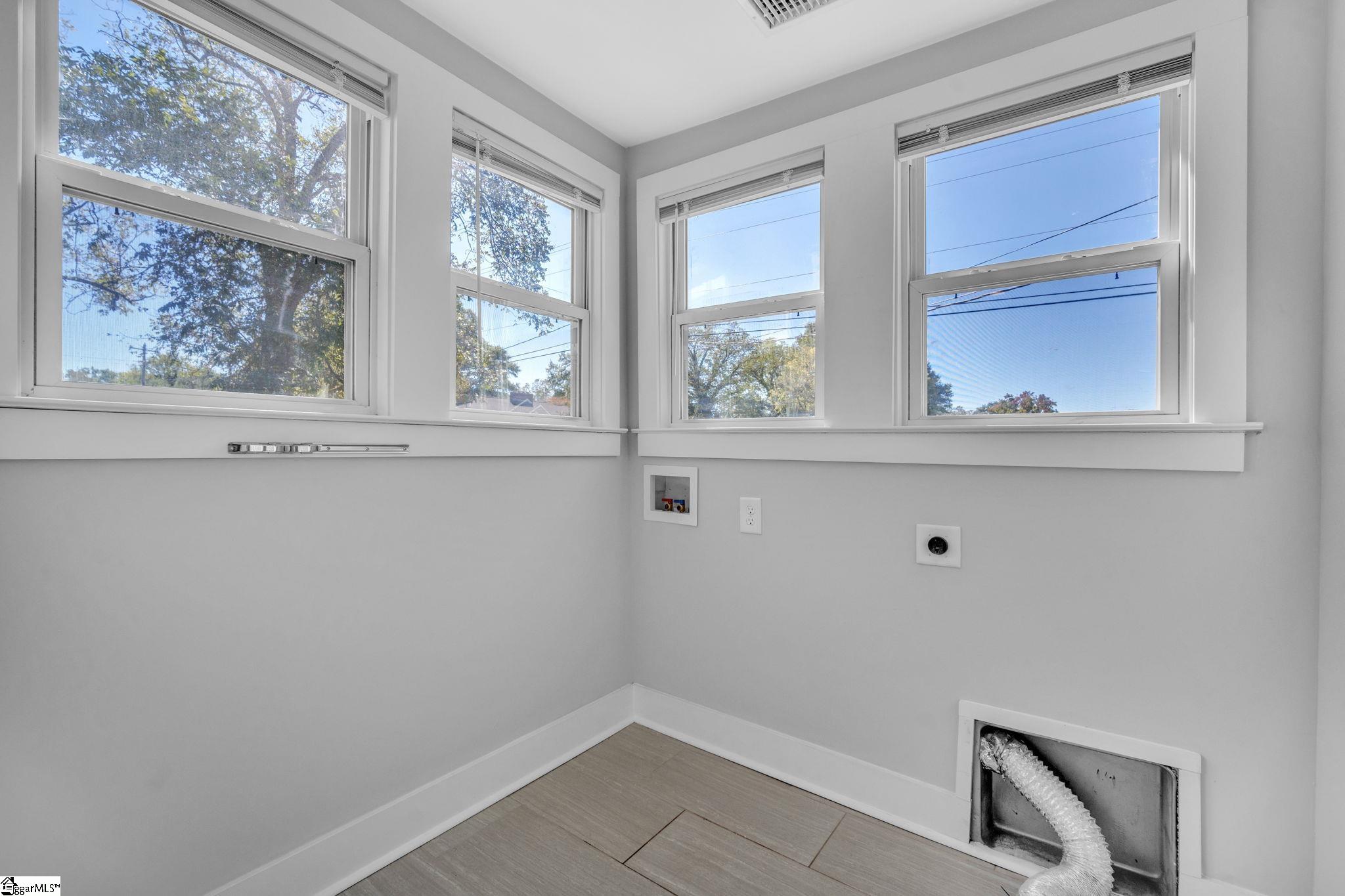 825 Green Avenue Greenville, SC 29605