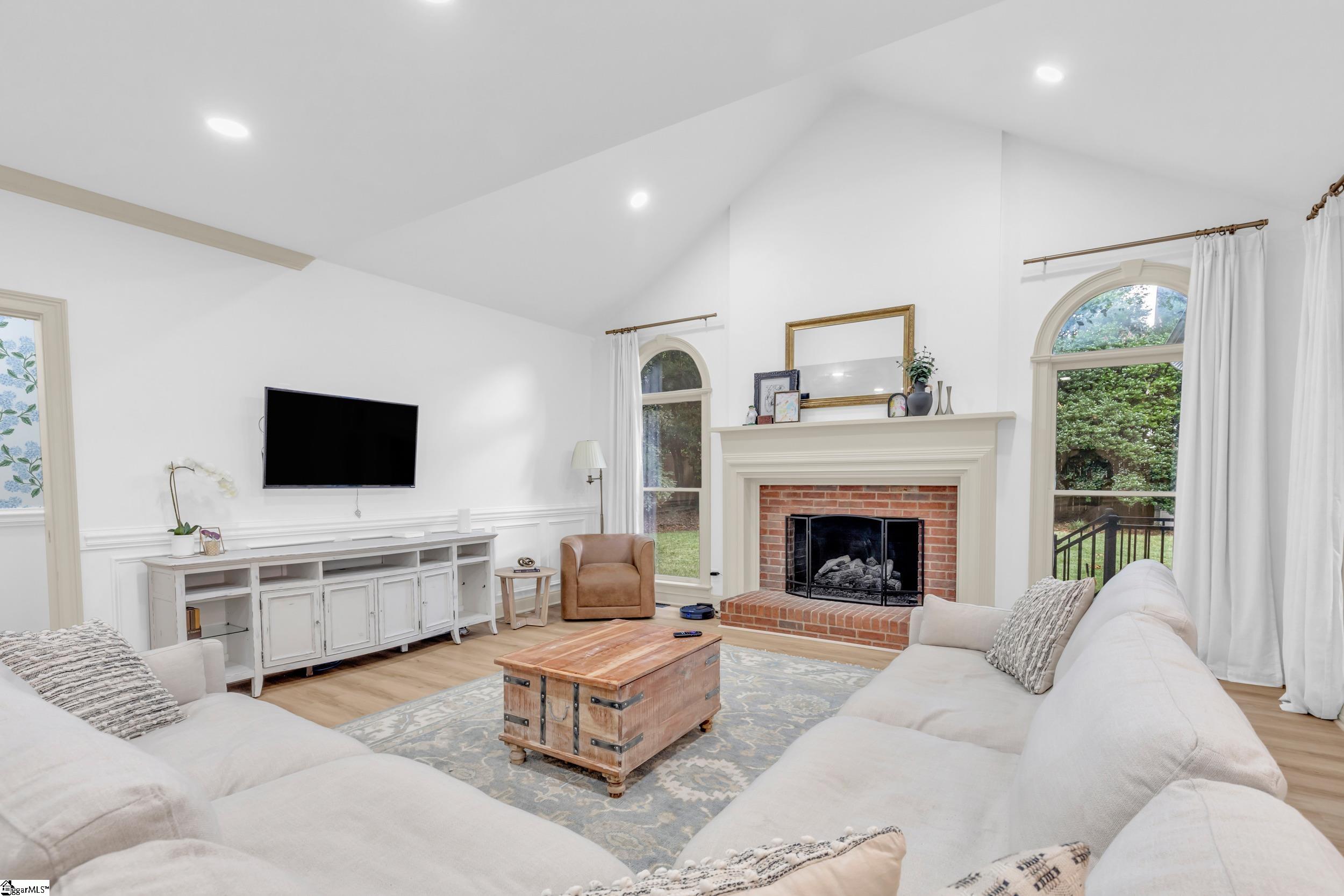 341 Parkside Drive Simpsonville, SC 29681