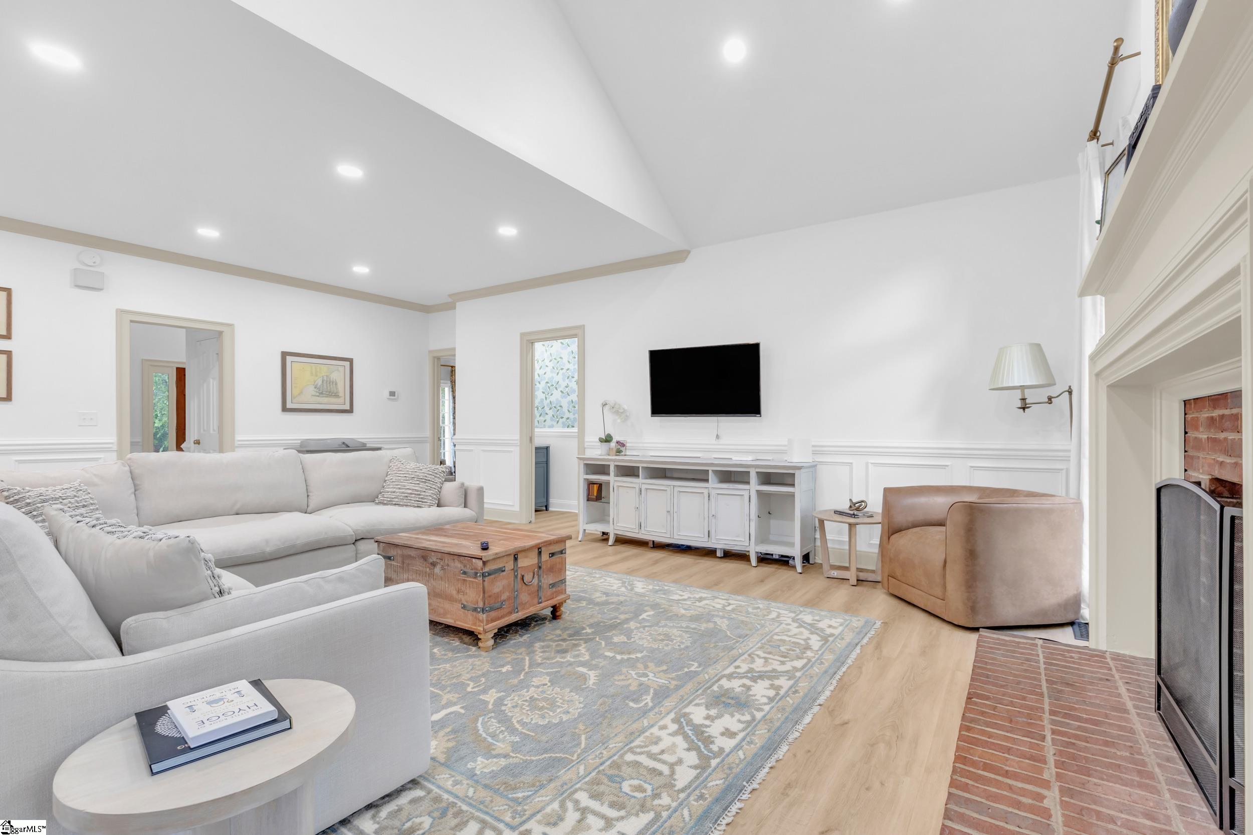 341 Parkside Drive Simpsonville, SC 29681