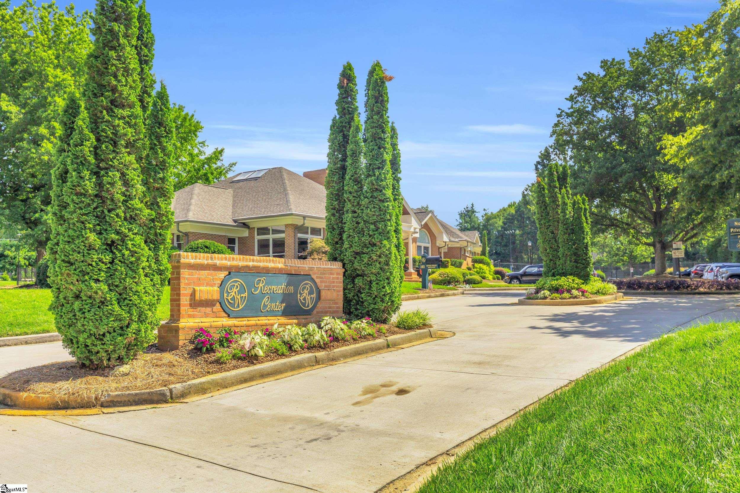 341 Parkside Drive Simpsonville, SC 29681