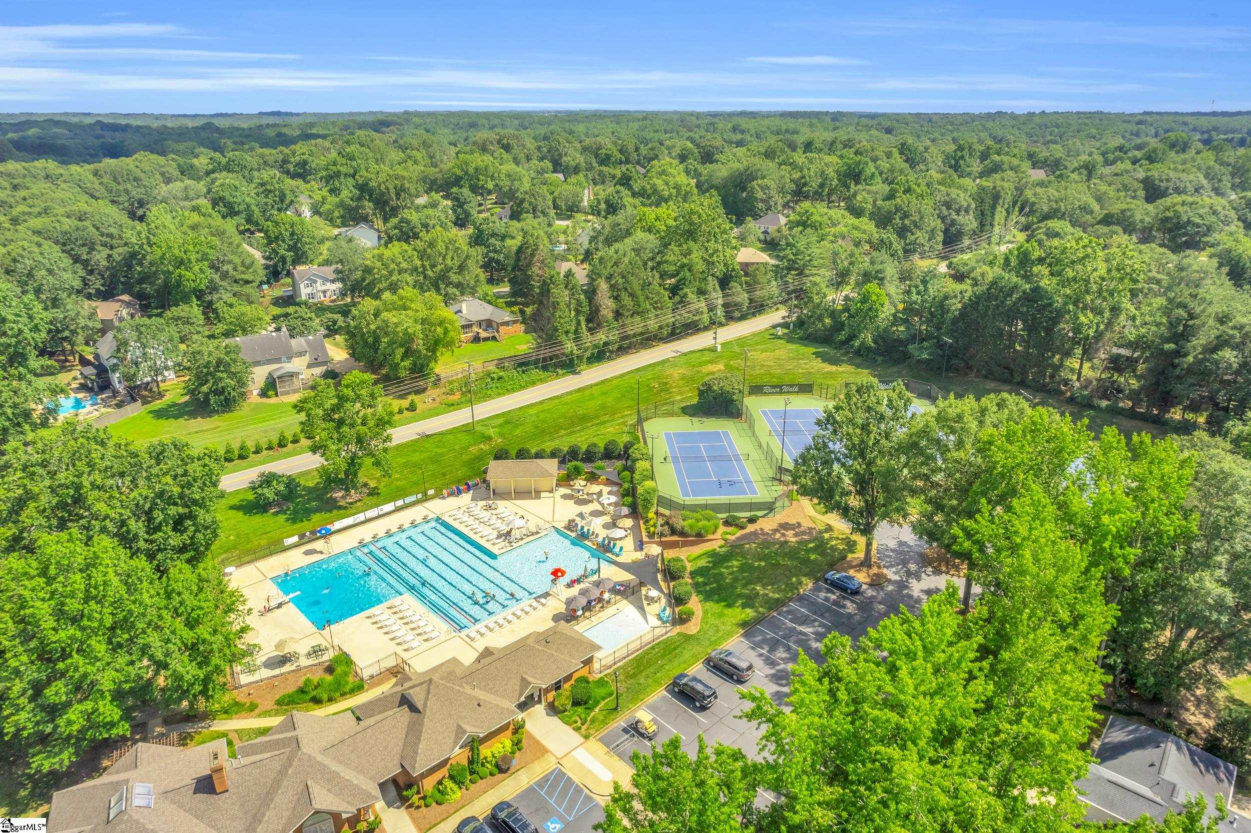 341 Parkside Drive Simpsonville, SC 29681