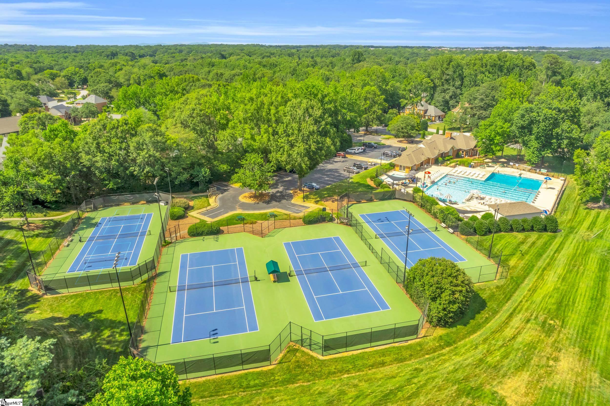 341 Parkside Drive Simpsonville, SC 29681
