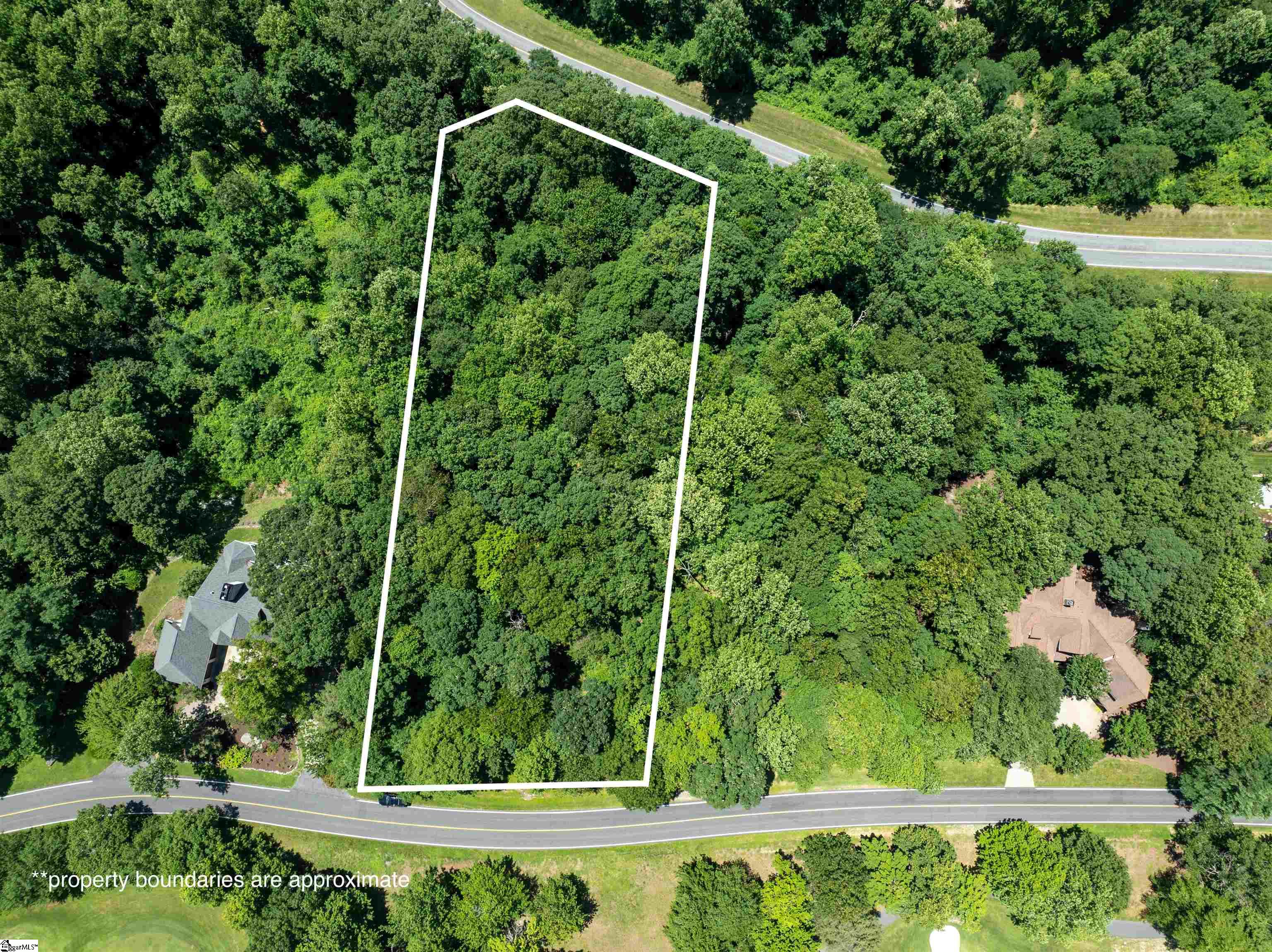 28 Raven Road Landrum, SC 29356