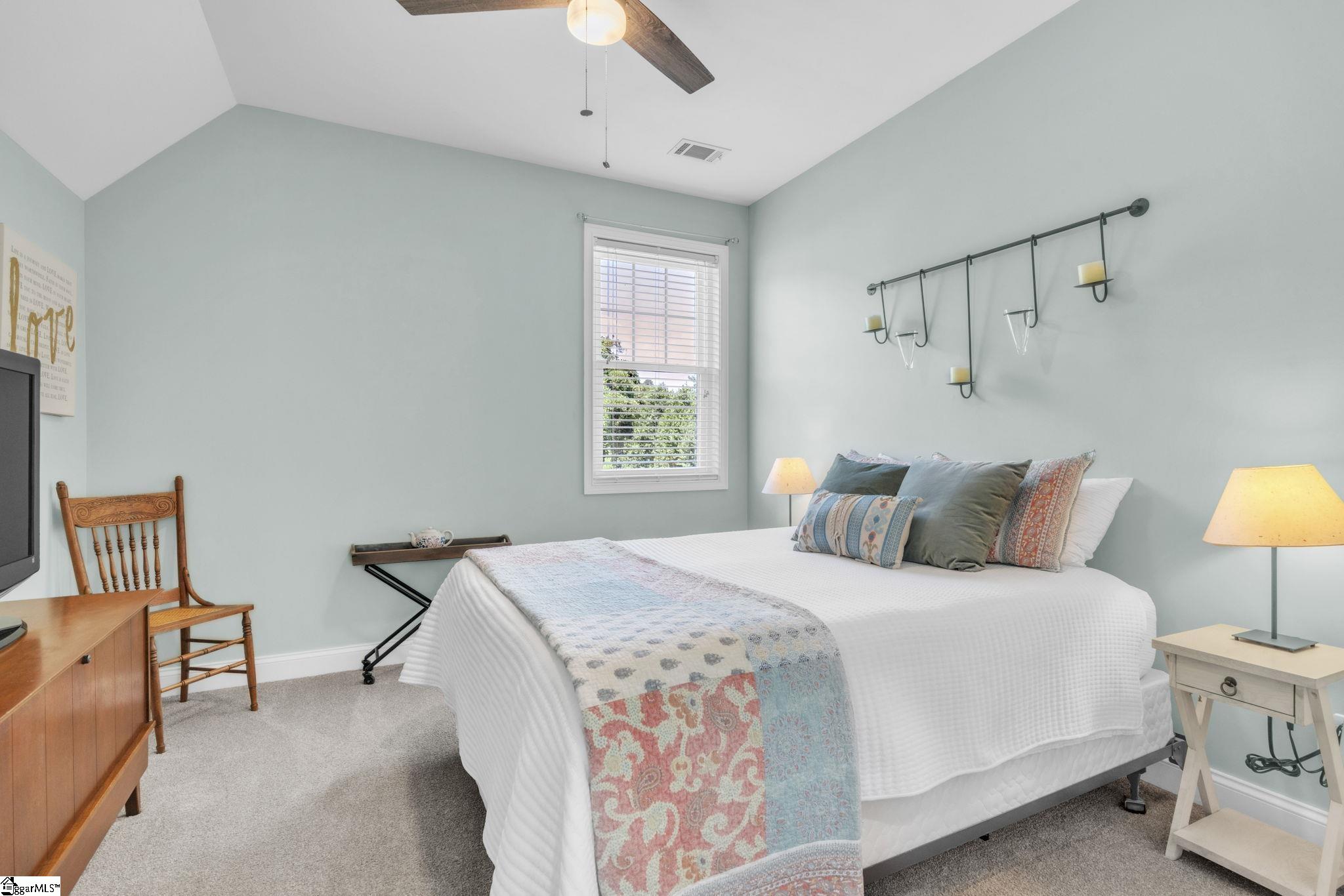 1 Edge Court UNIT Unit B Greenville, SC 29609