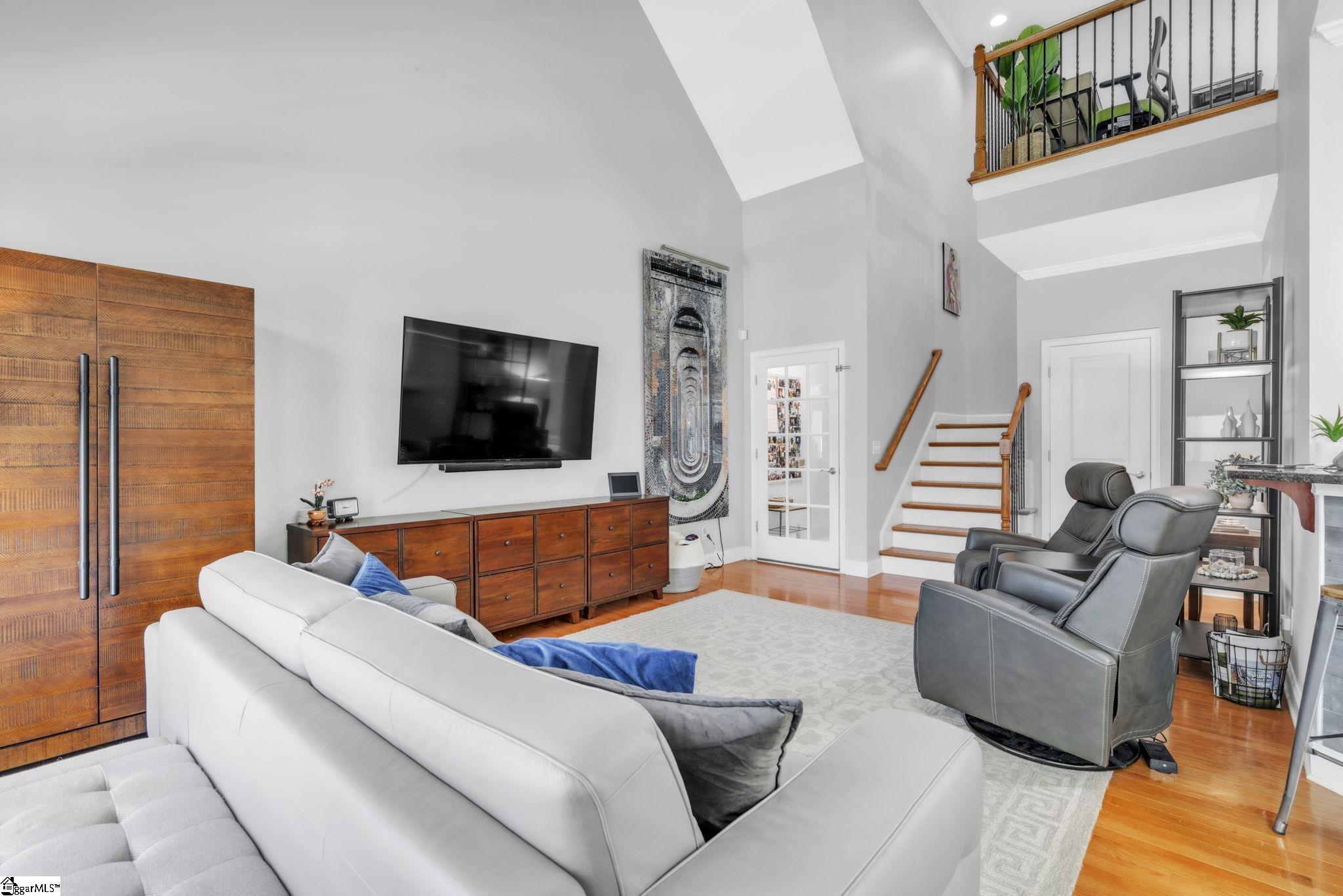 1 Edge Court UNIT Unit B Greenville, SC 29609