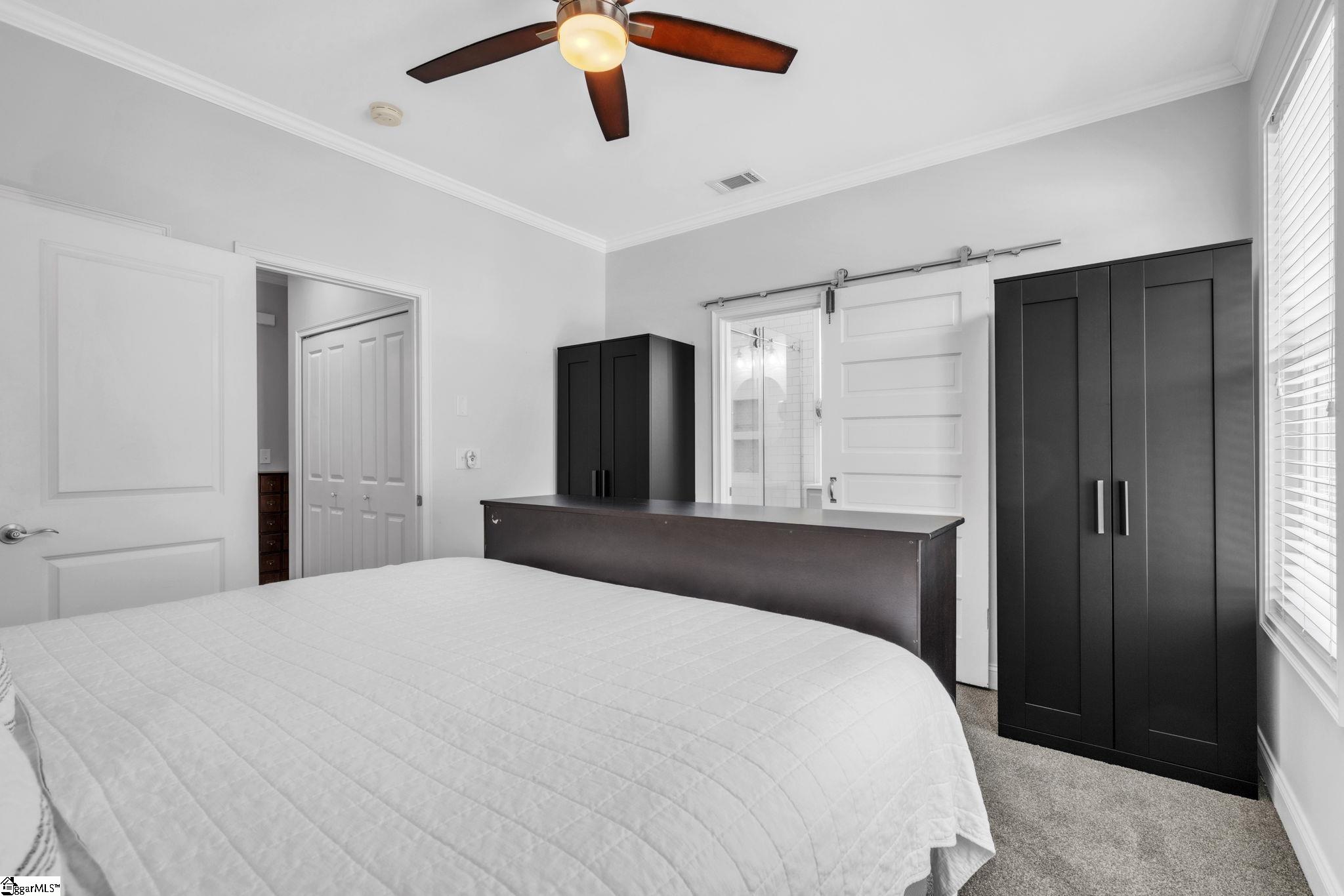 1 Edge Court UNIT Unit B Greenville, SC 29609