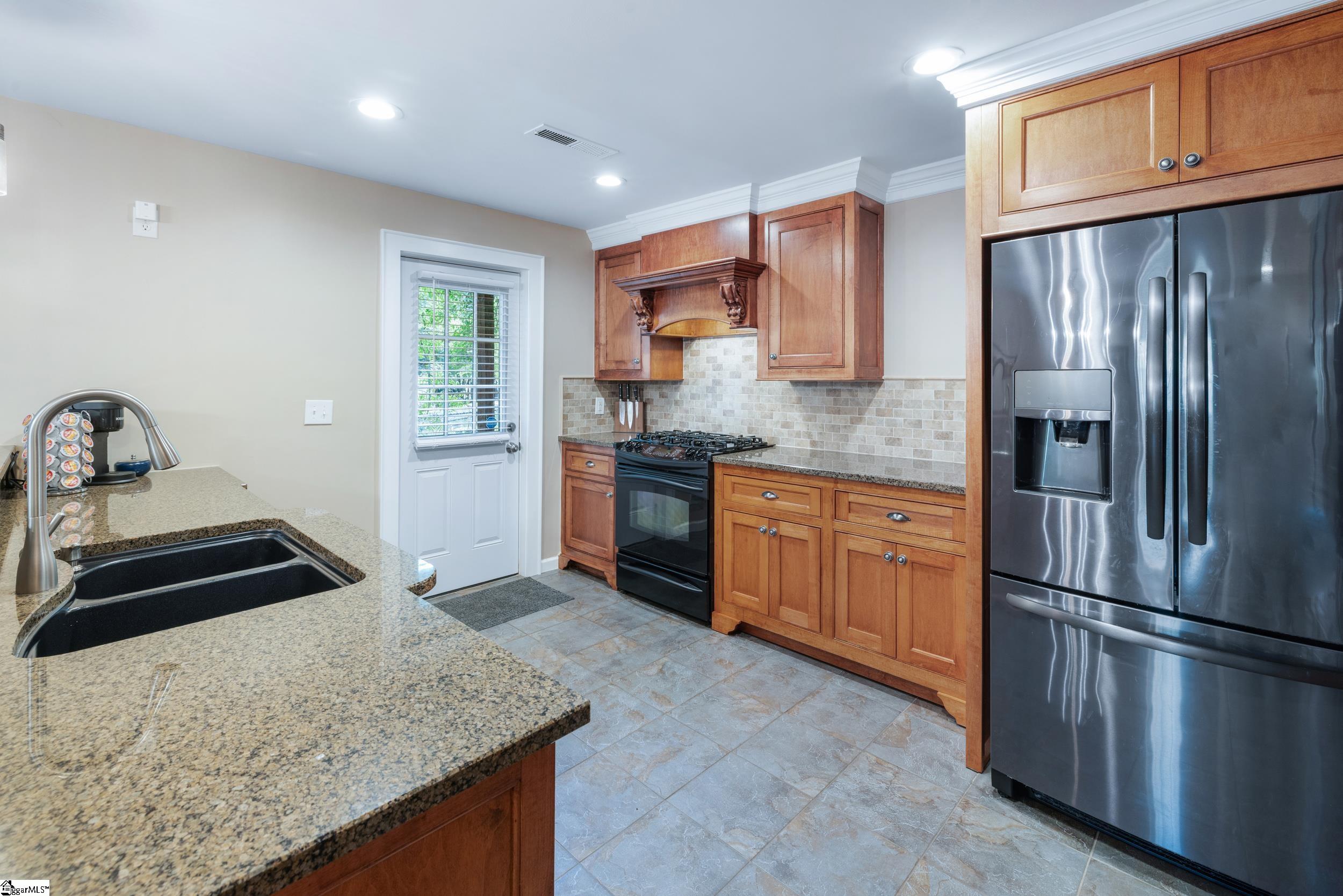 9 Lee Street Liberty, SC 29657