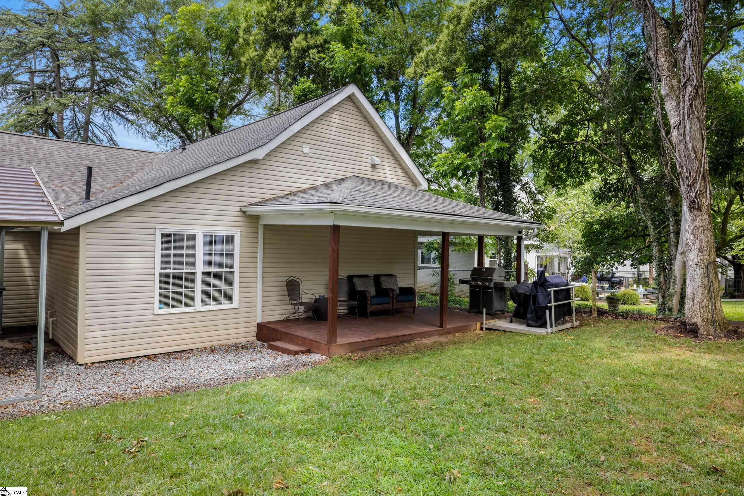 9 Lee Street Liberty, SC 29657