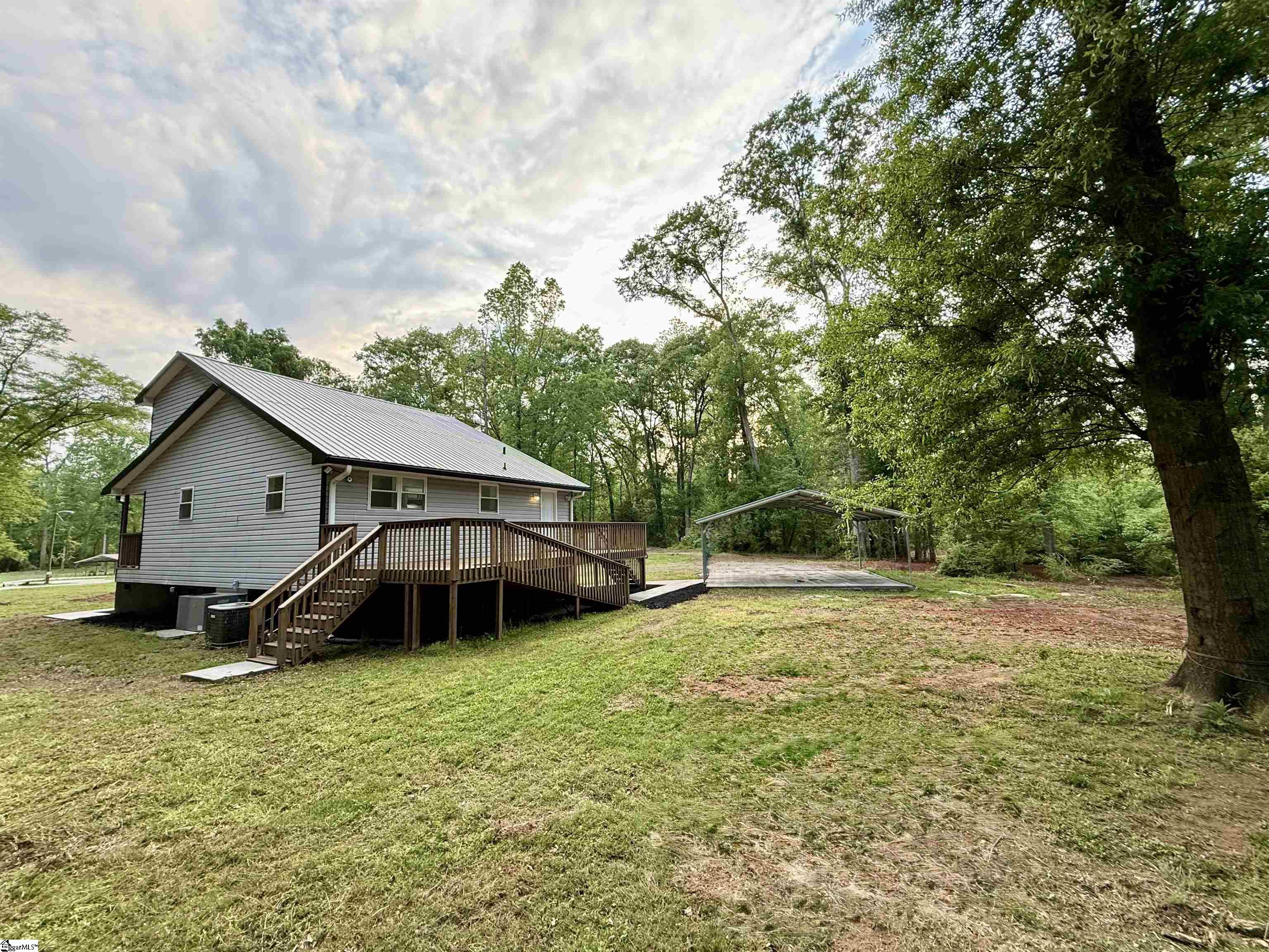 202 Randolph Court Woodruff, SC 29388-8604