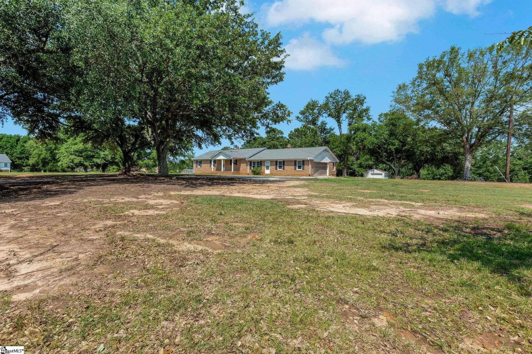 1527 Jonesville Road Simpsonville, SC 29681