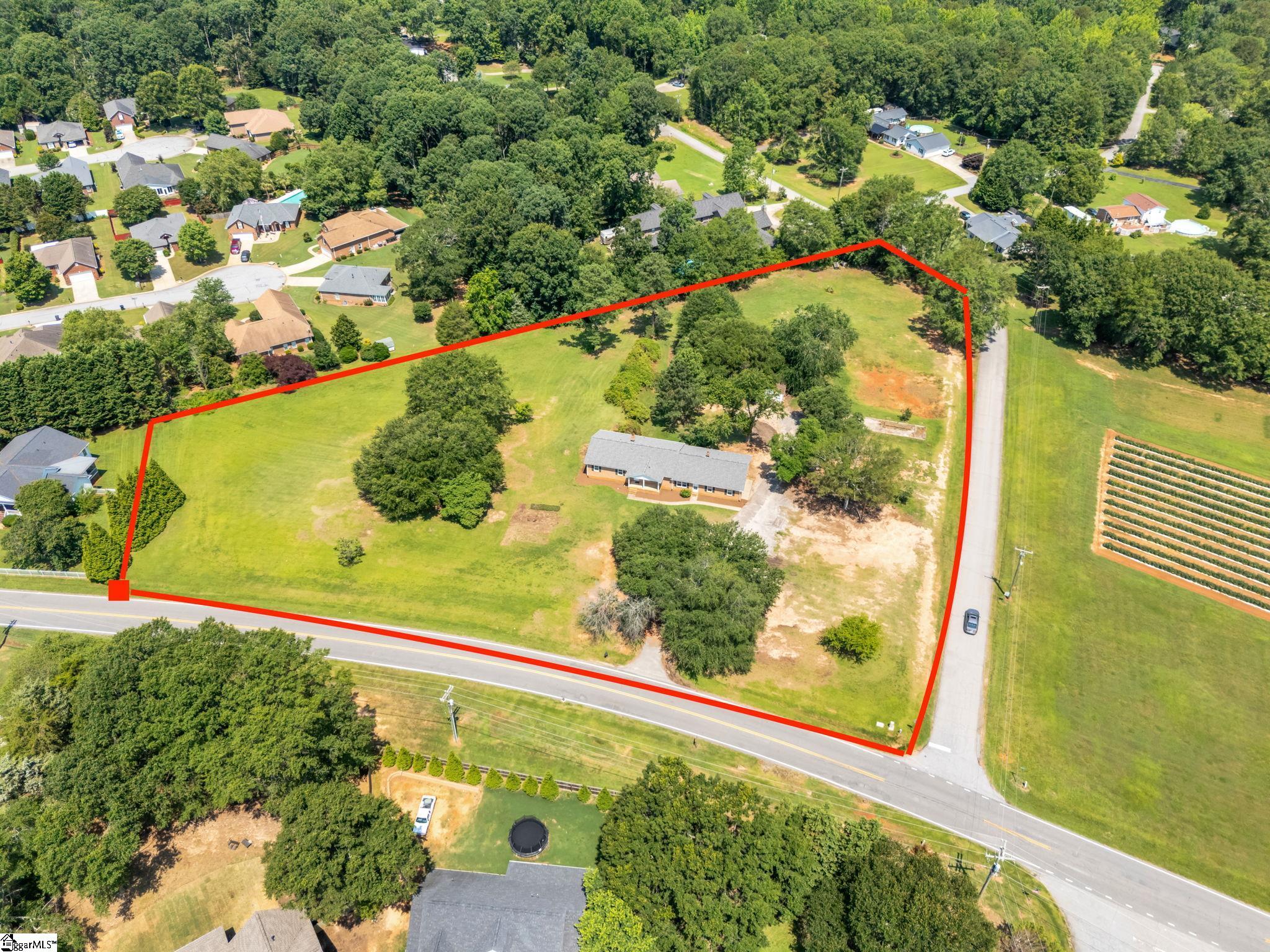1527 Jonesville Road Simpsonville, SC 29681