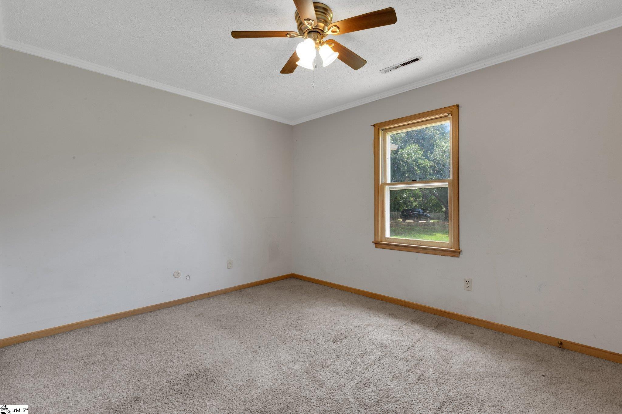1527 Jonesville Road Simpsonville, SC 29681