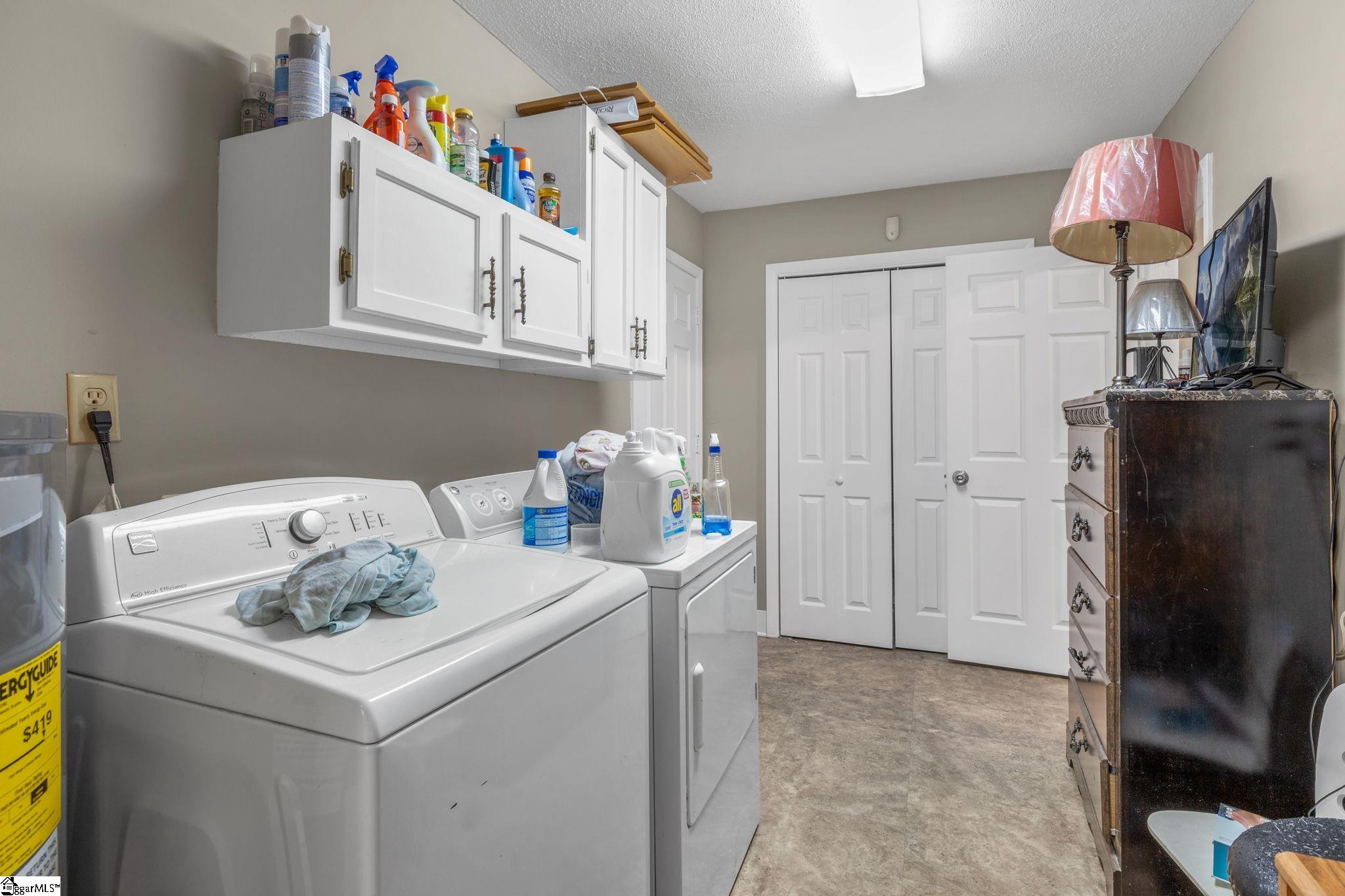 68 Hutchins Street Greenville, SC 29605