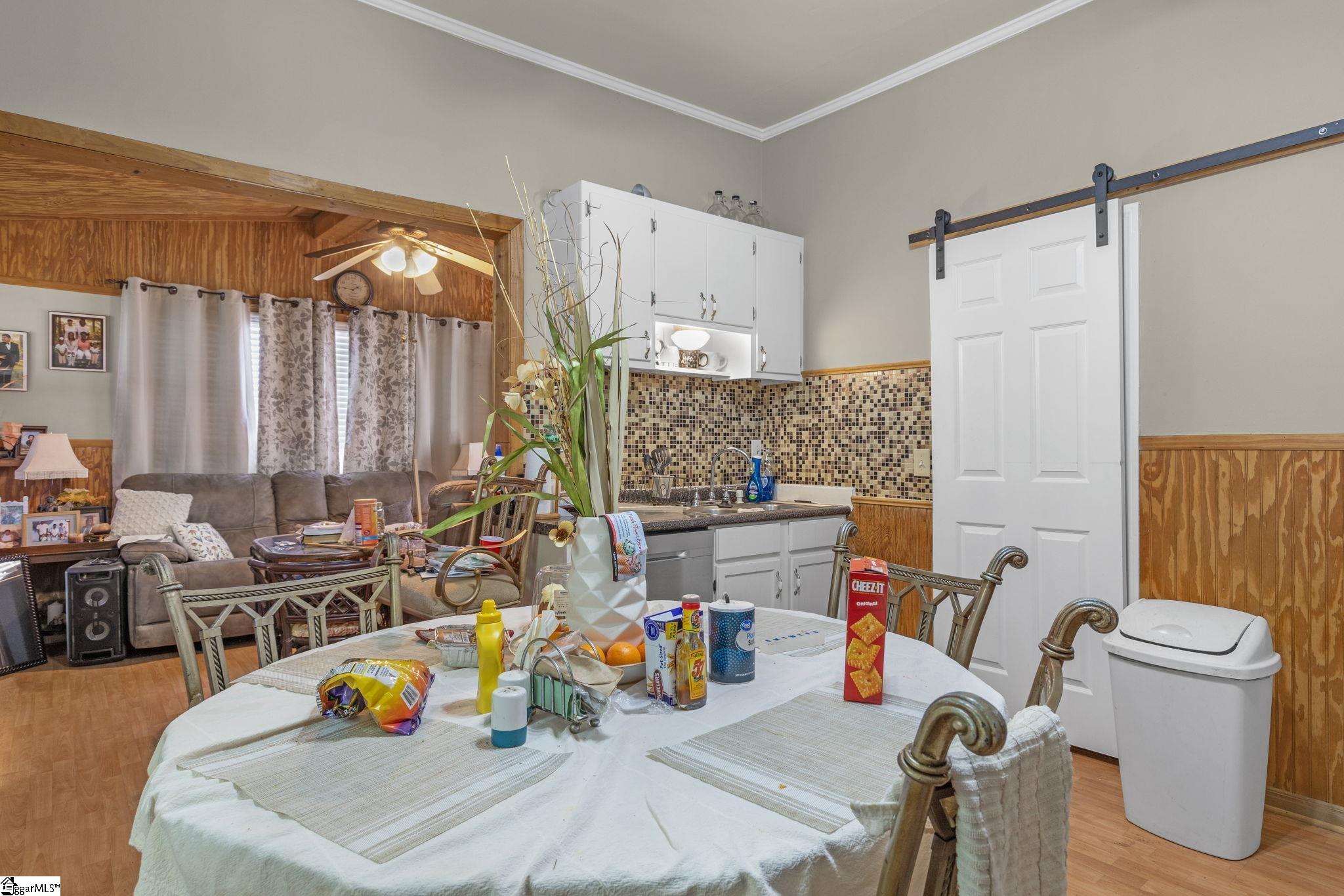 68 Hutchins Street Greenville, SC 29605