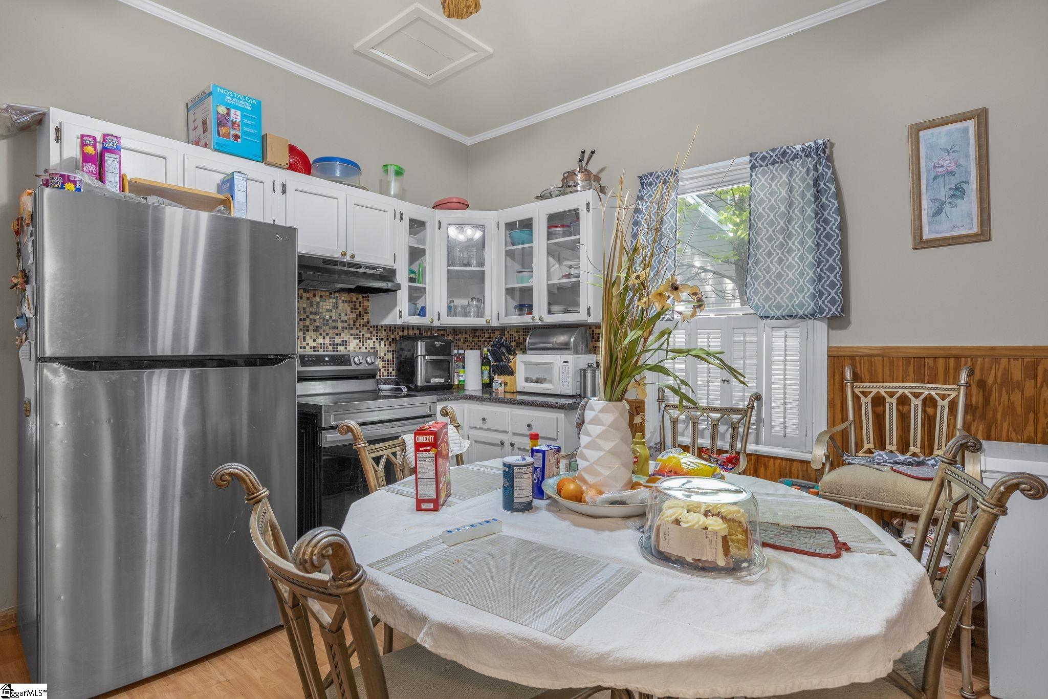 68 Hutchins Street Greenville, SC 29605