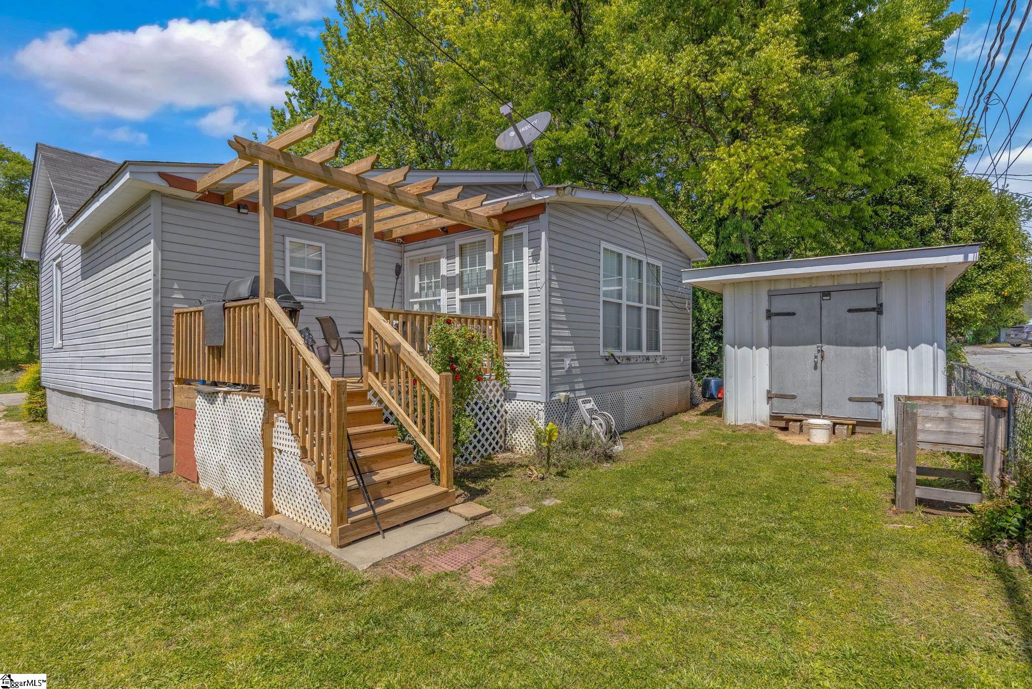 68 Hutchins Street Greenville, SC 29605