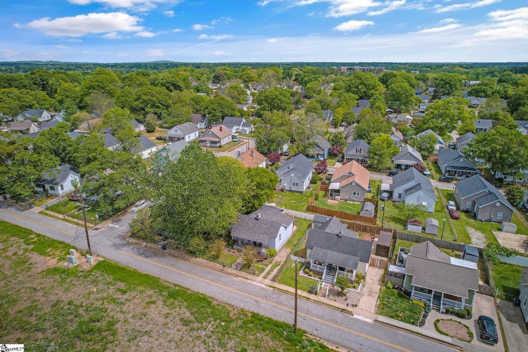 68 Hutchins Street Greenville, SC 29605