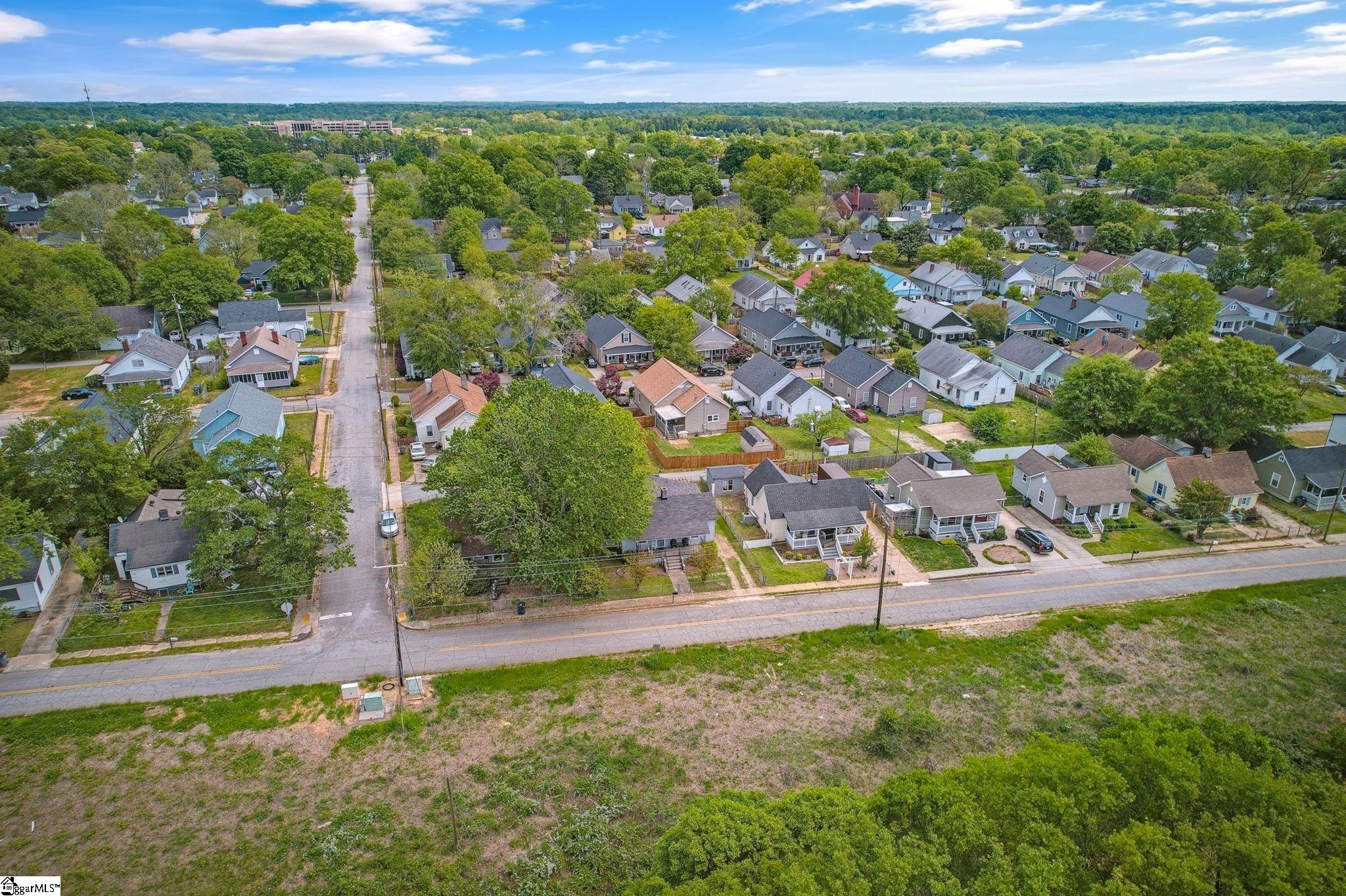 68 Hutchins Street Greenville, SC 29605