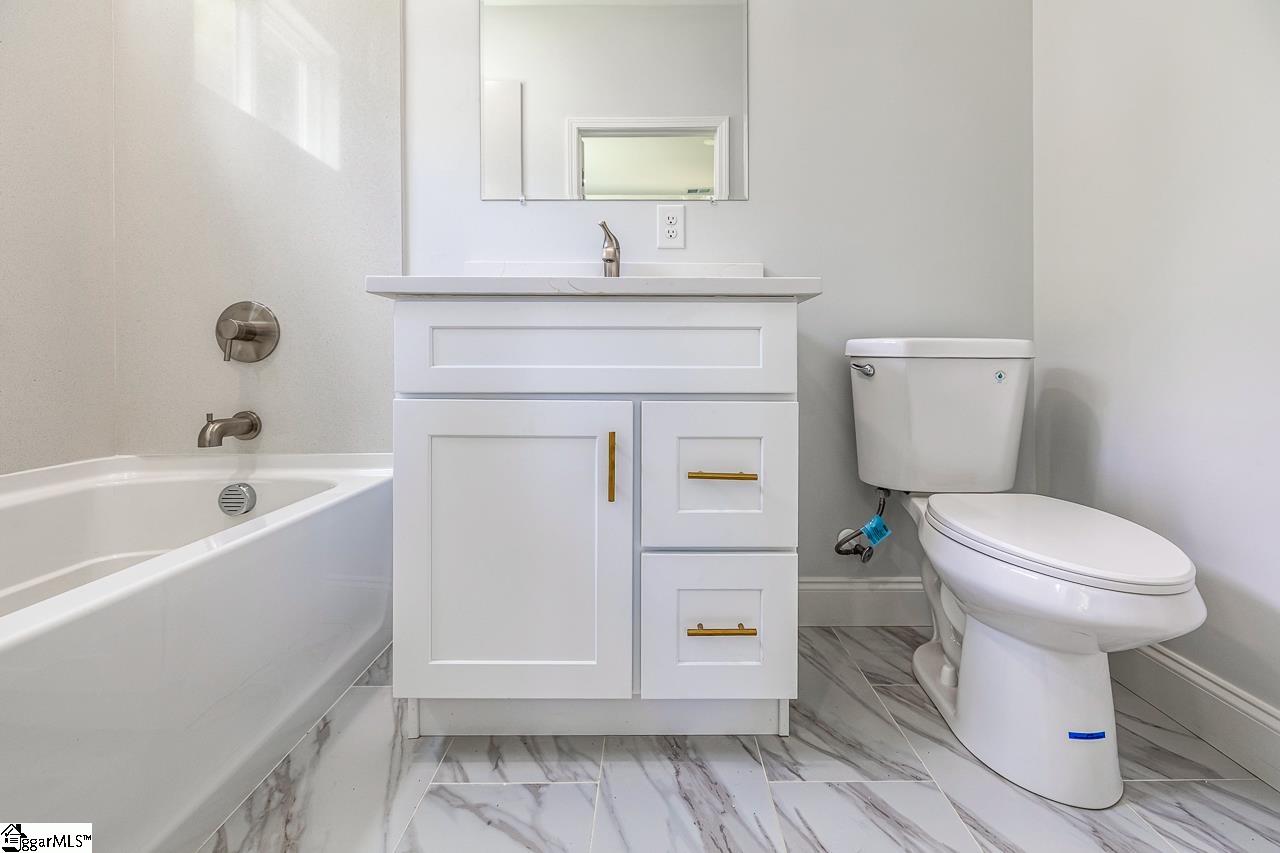 107 A Avondale Road Anderson, SC 29624