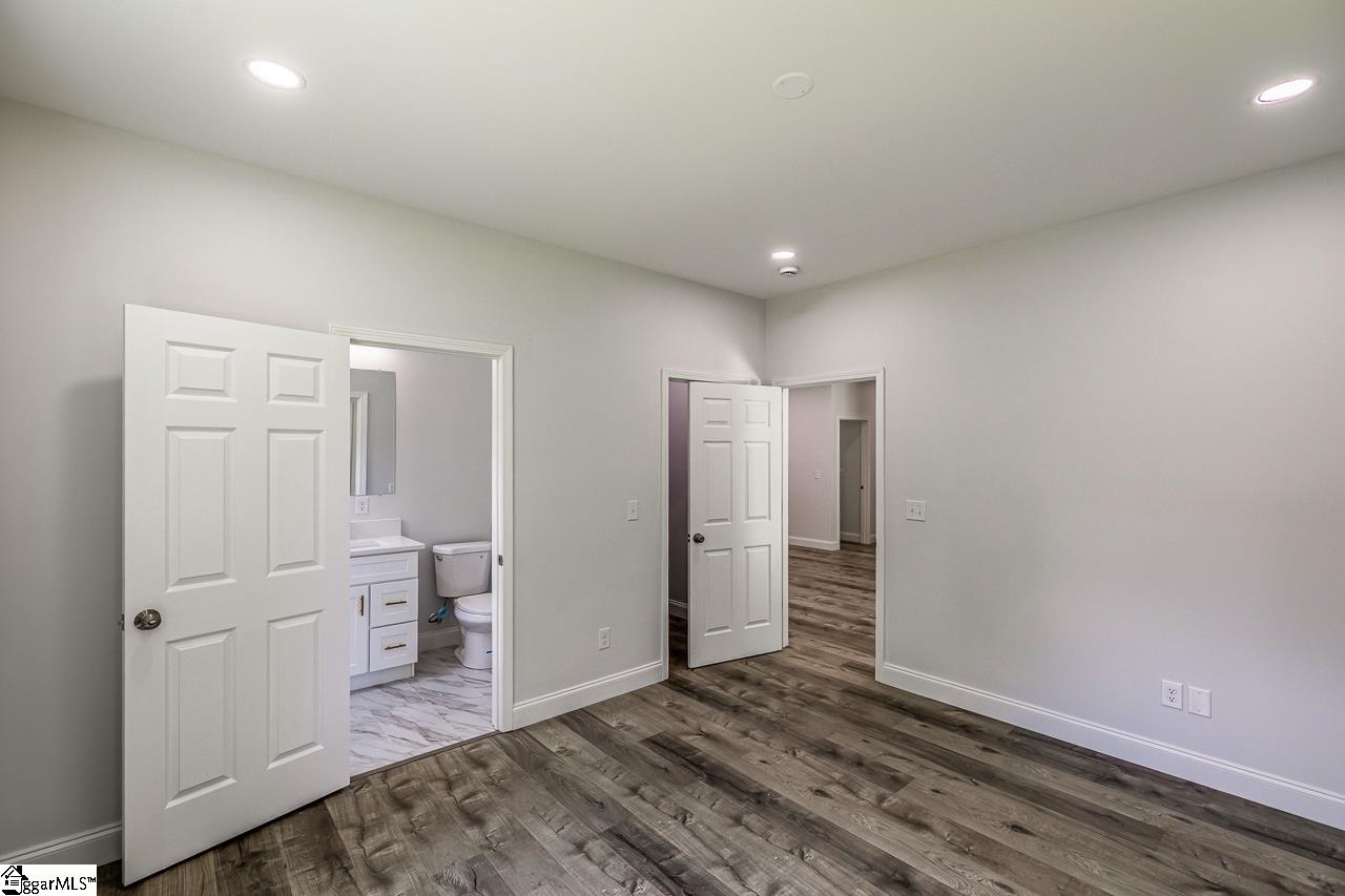107 A Avondale Road Anderson, SC 29624