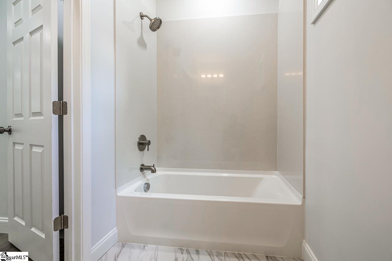 107 A Avondale Road Anderson, SC 29624