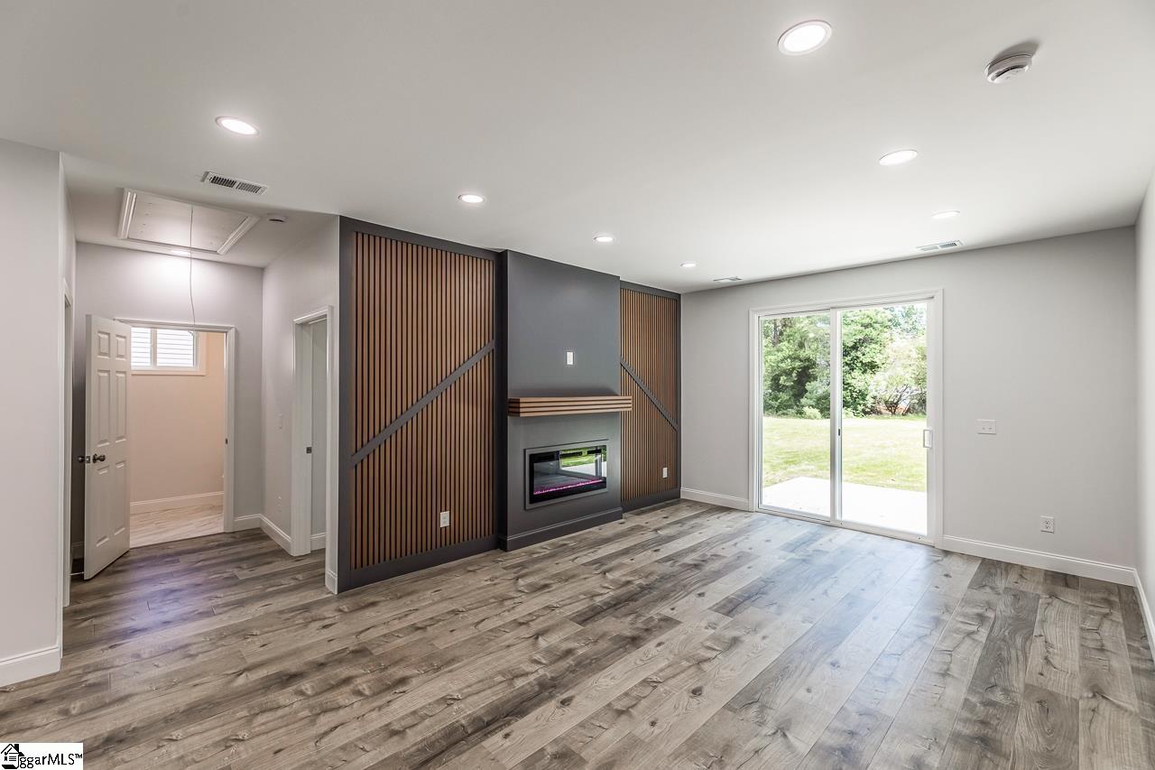 107 A Avondale Road Anderson, SC 29624