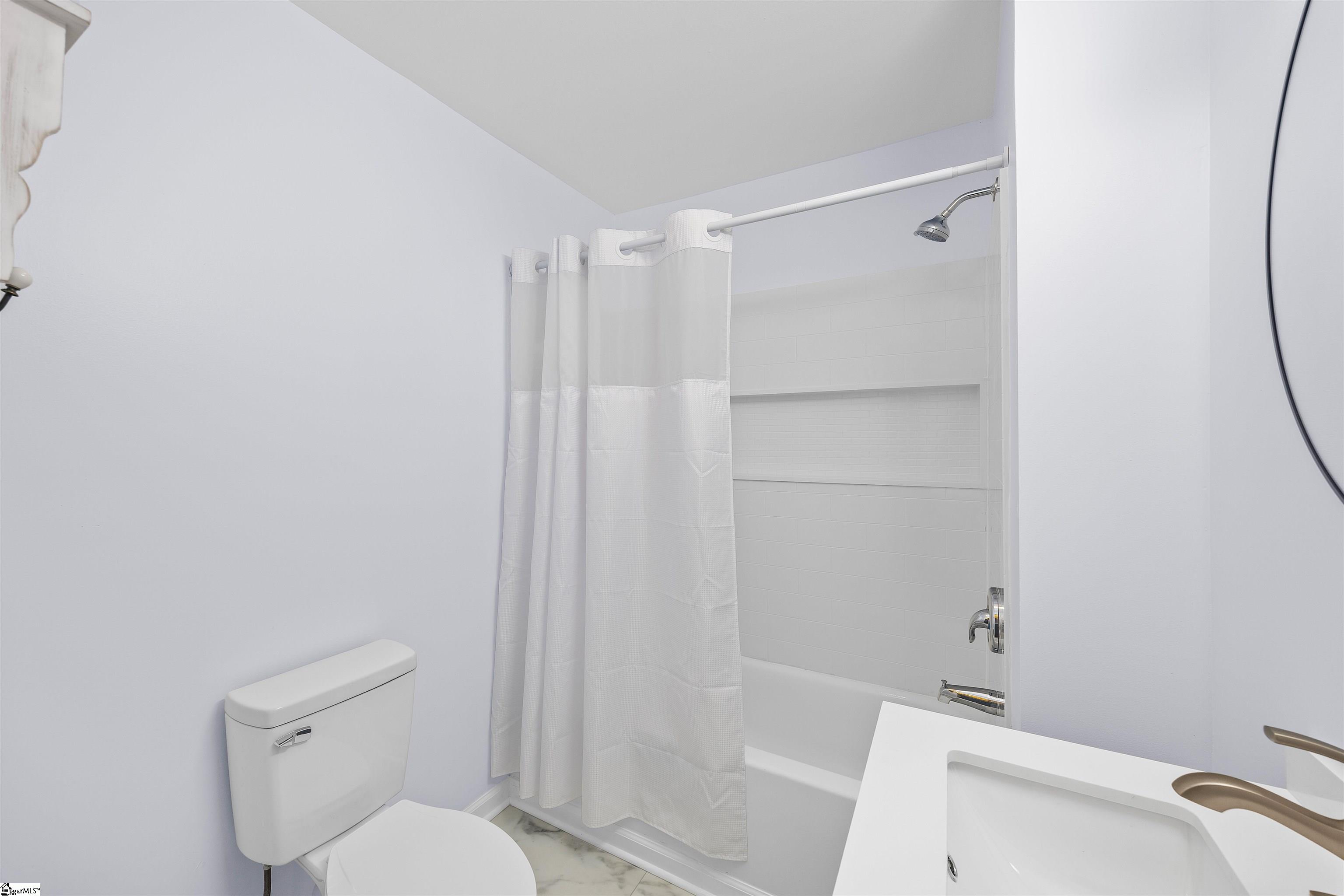 206 Sylvia Road Easley, SC 29642