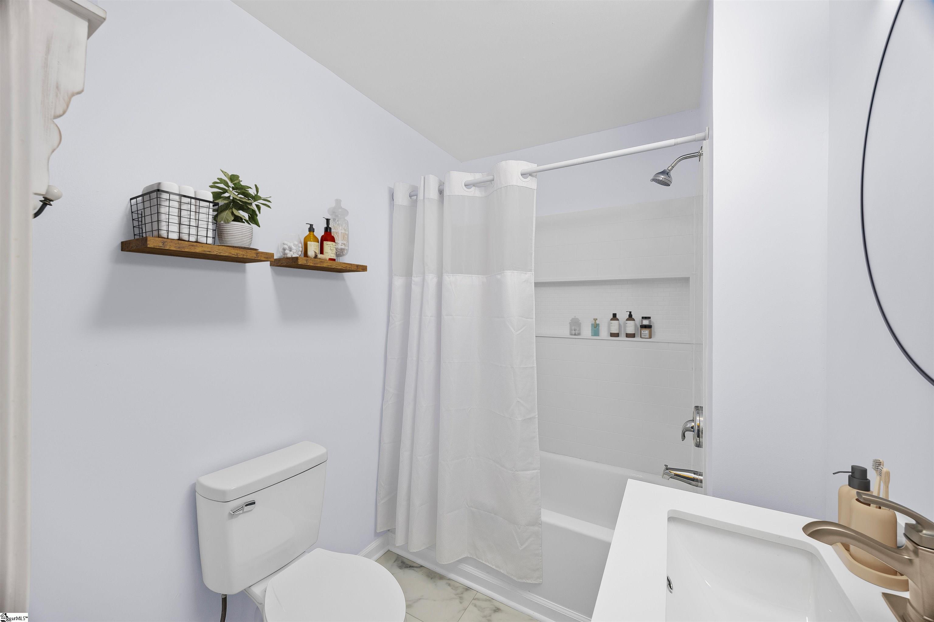 206 Sylvia Road Easley, SC 29642