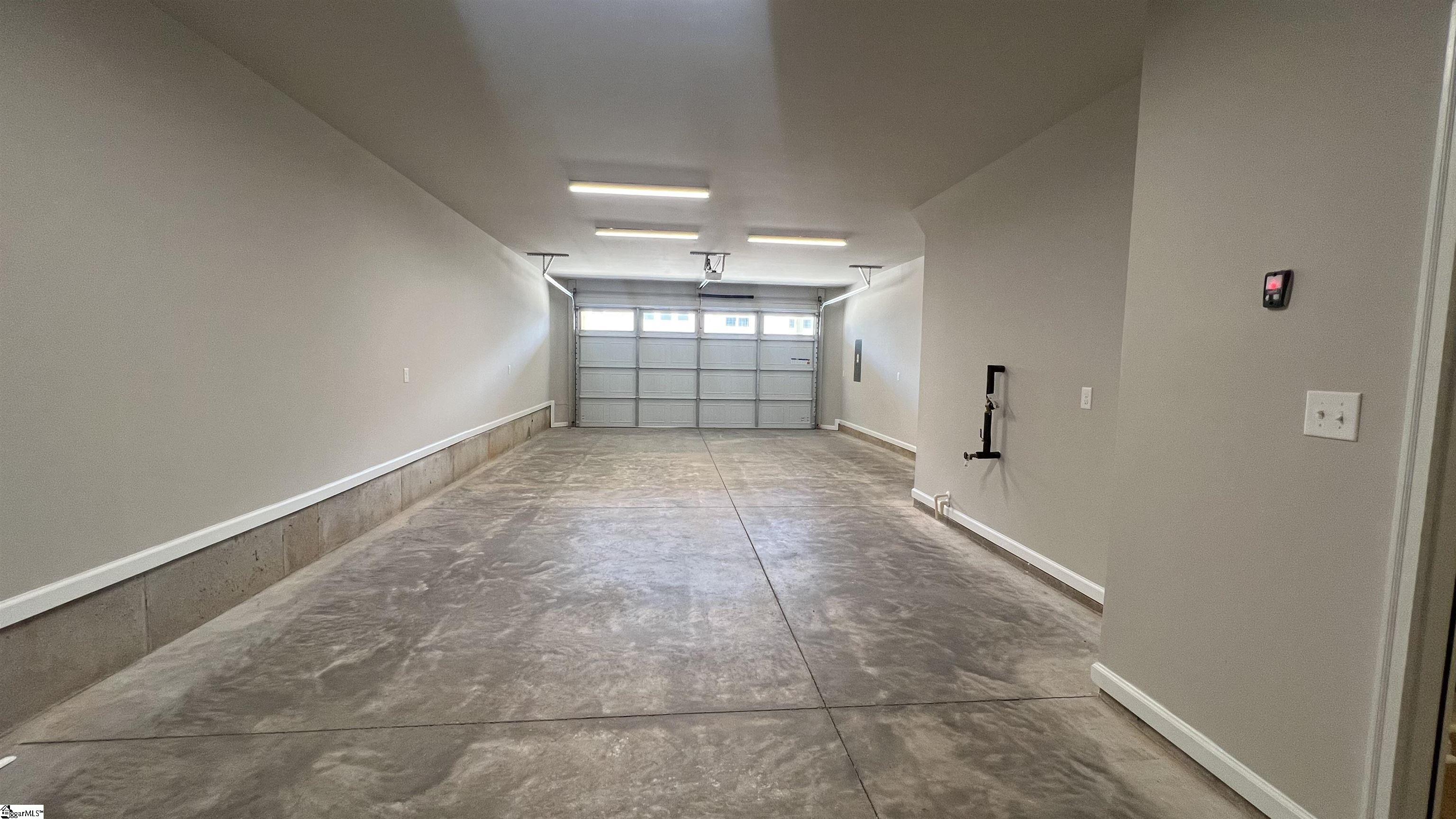39 Leander Drive Greer, SC 29651