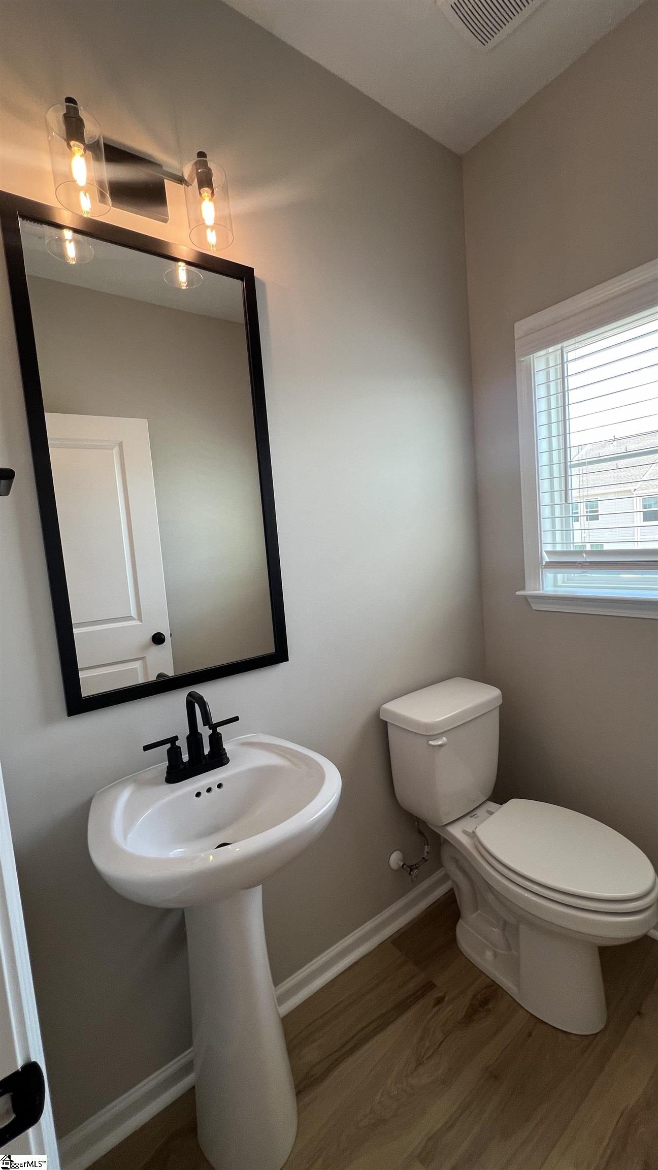 39 Leander Drive Greer, SC 29651