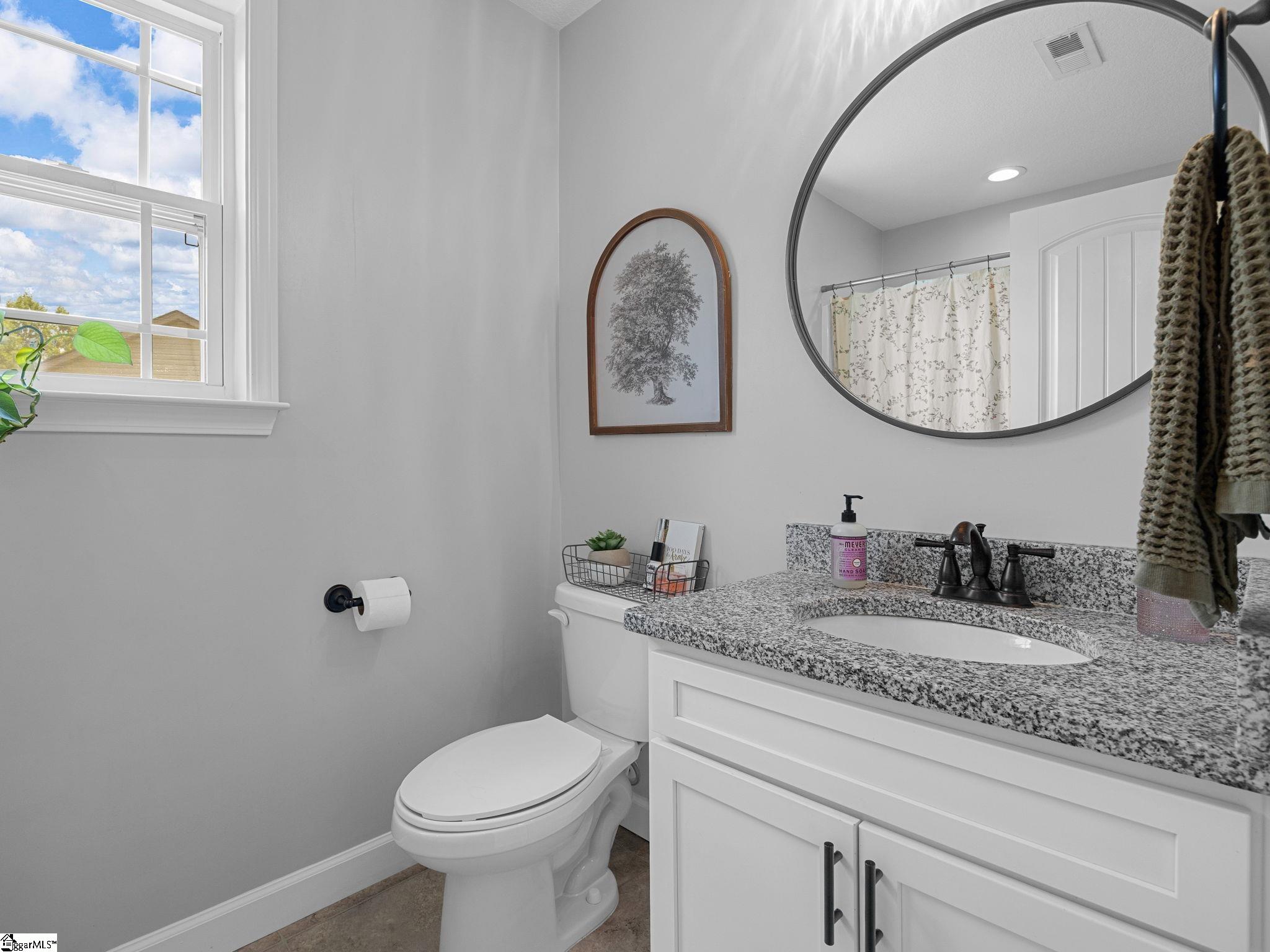 443 Silver Thorne Drive Wellford, SC 29385