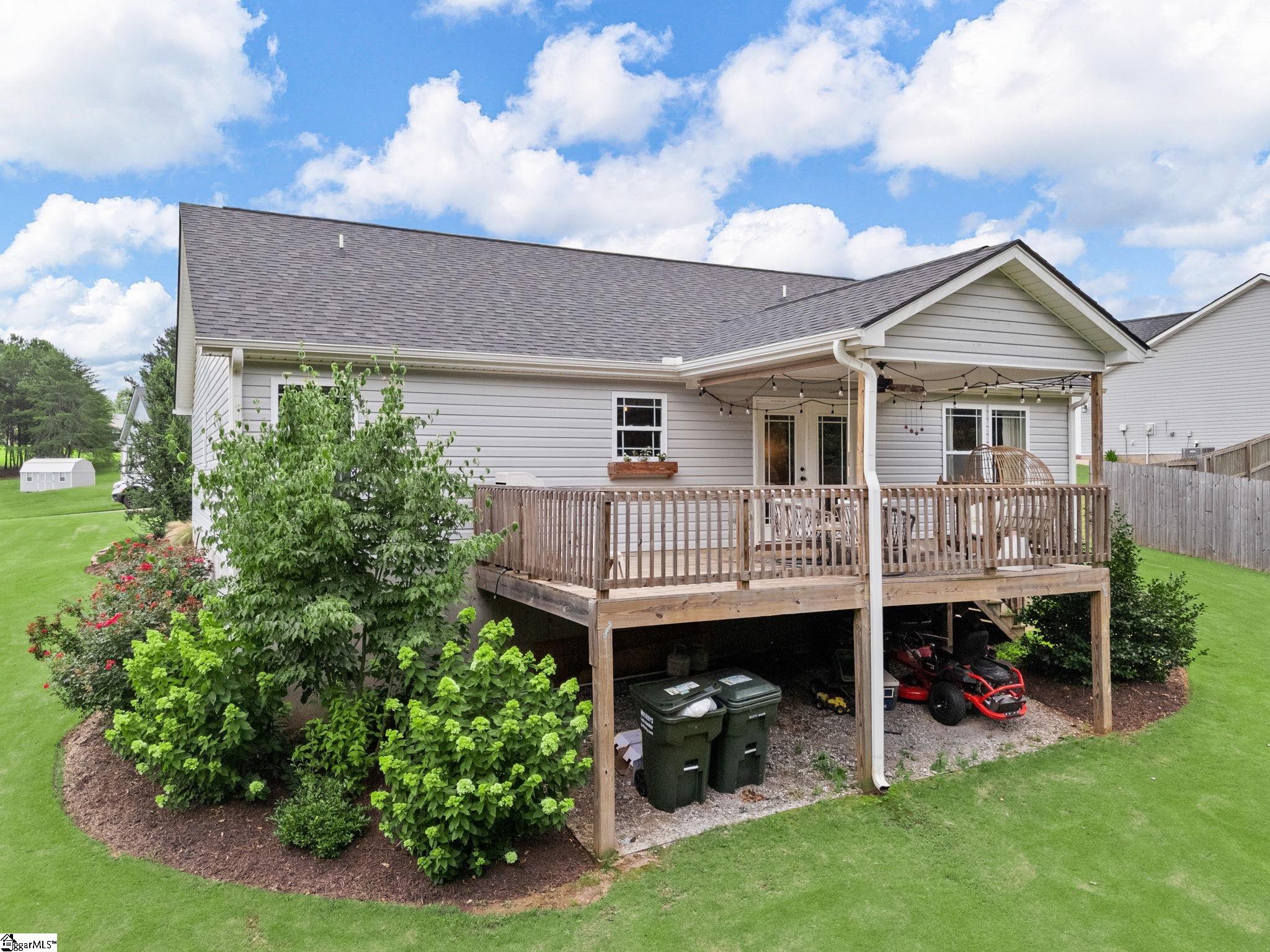 443 Silver Thorne Drive Wellford, SC 29385