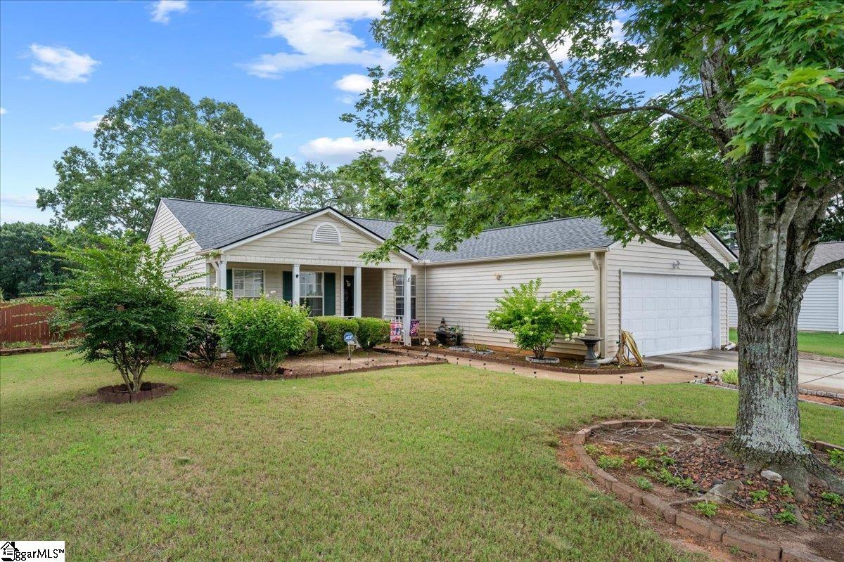 8 Pasture Place Simpsonville, SC 29681